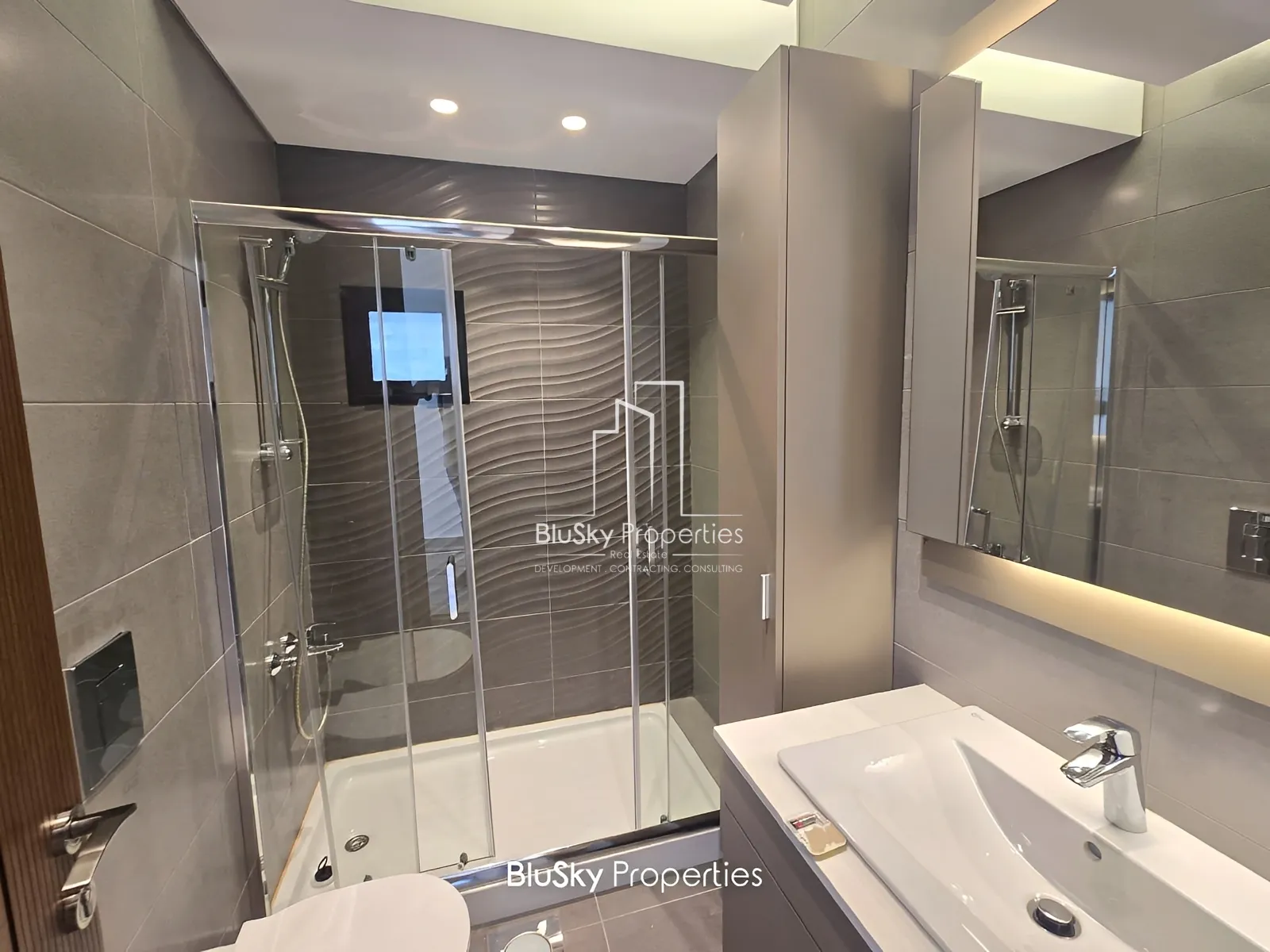 Apartment for Sale in Jal El Dib