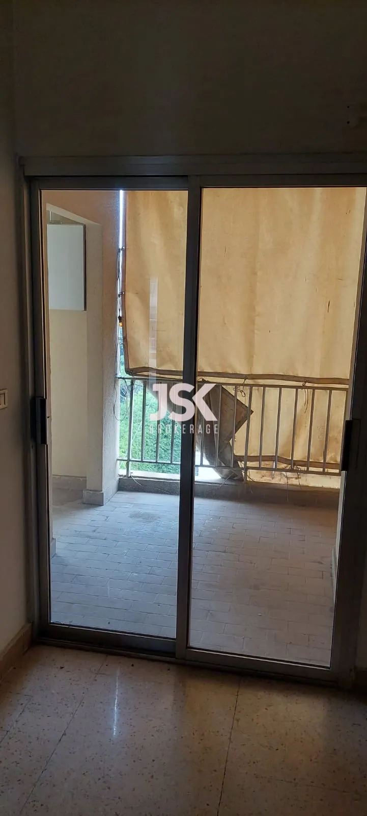 Office for Sale in Horch Tabet