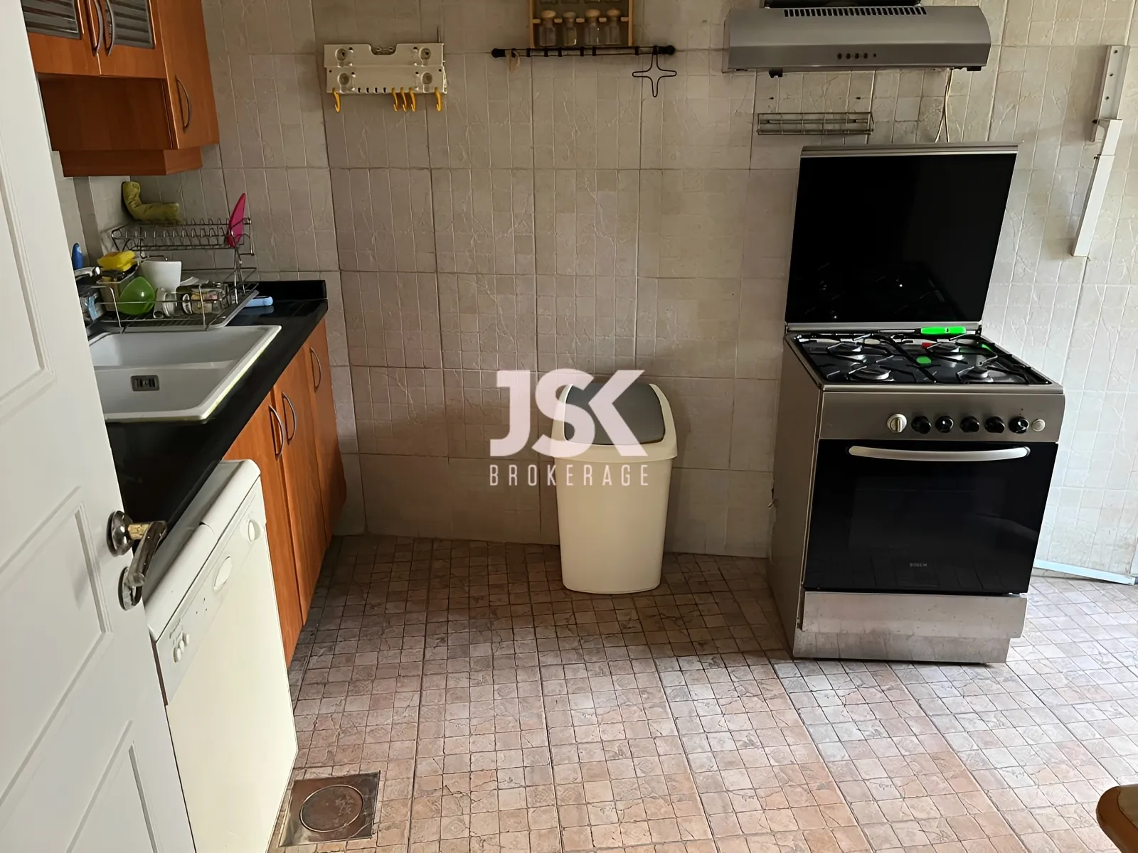 Apartment for Rent in Ras
