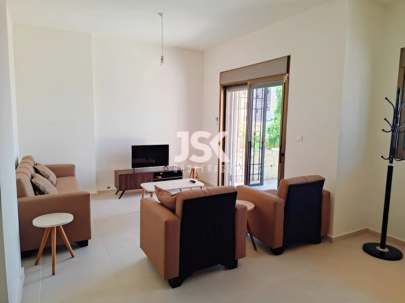Apartment for Rent in Halat