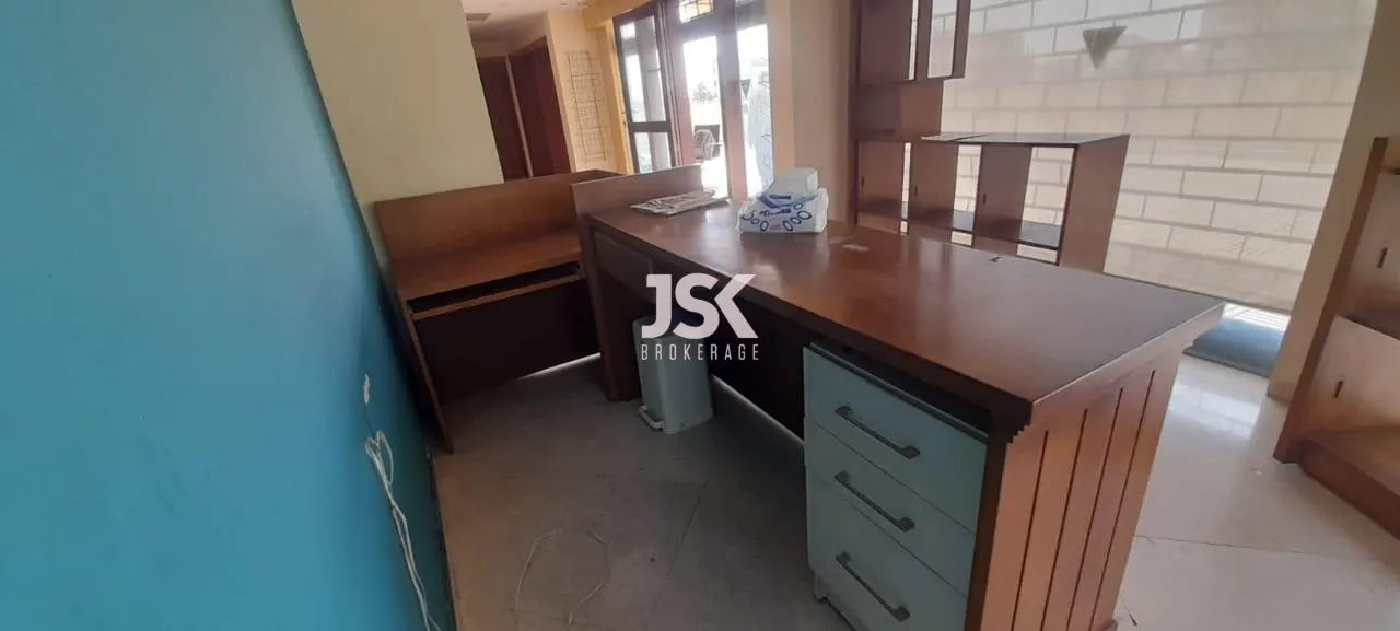 Shop for Sale in Hazmieh