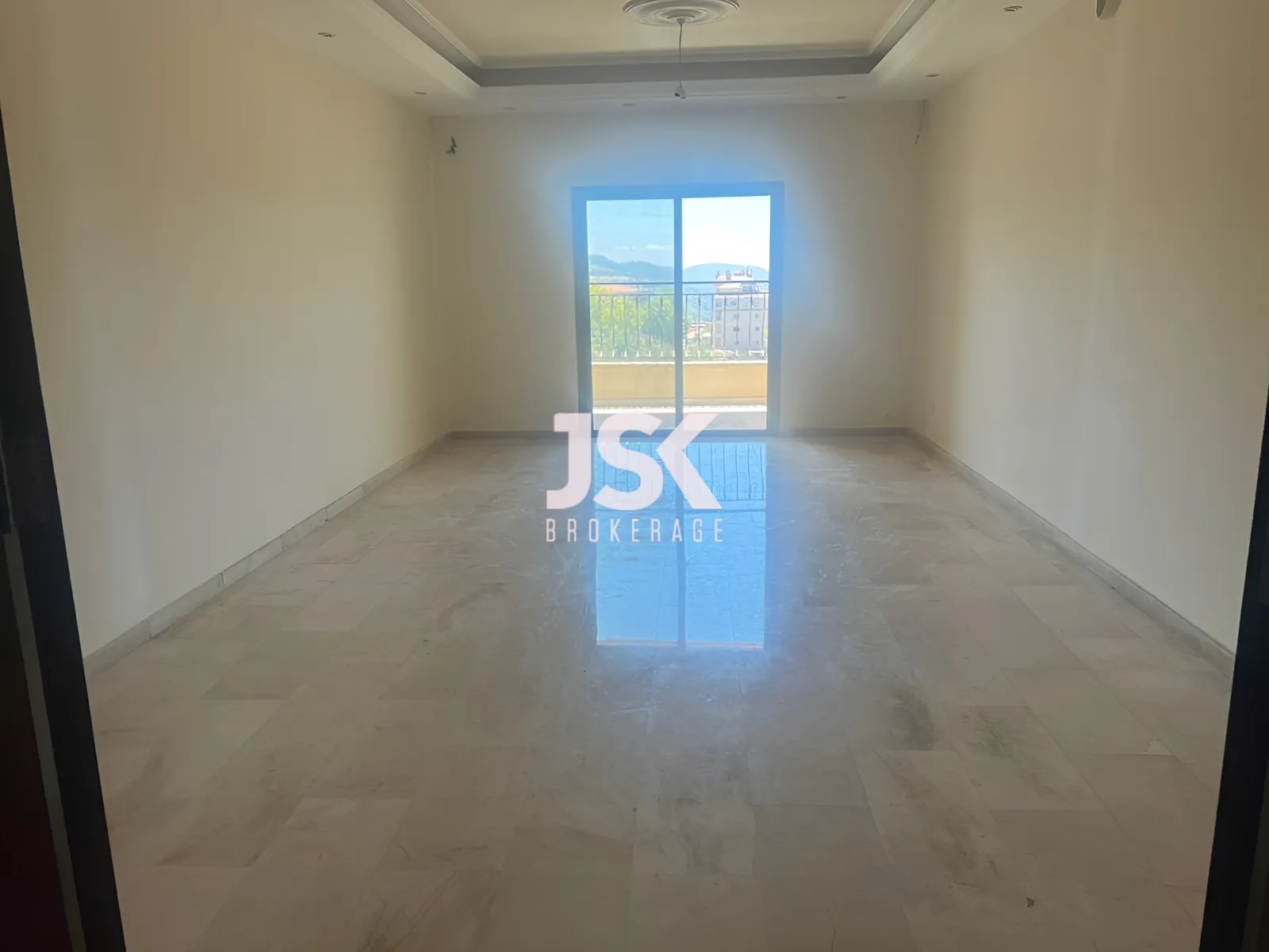 Apartment for Sale in Aley - 3 bed, 3 bath