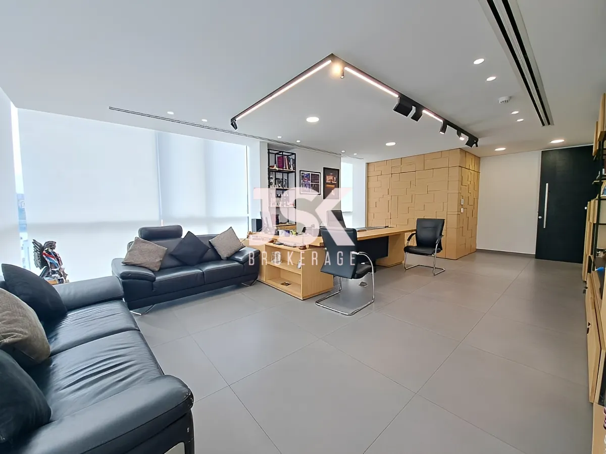 Office for Sale in Sin El Fil