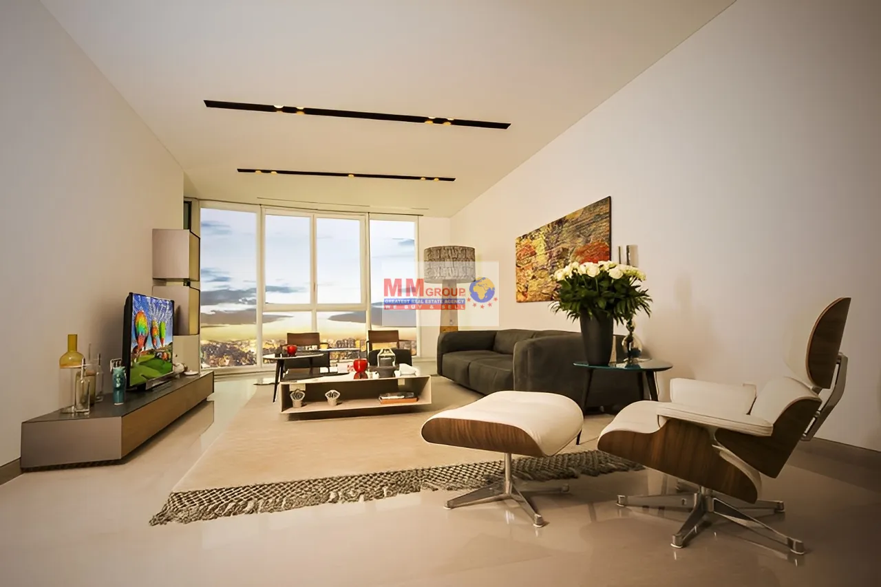 Apartment for Sale in Achrafieh - 3 bed, 5 bath