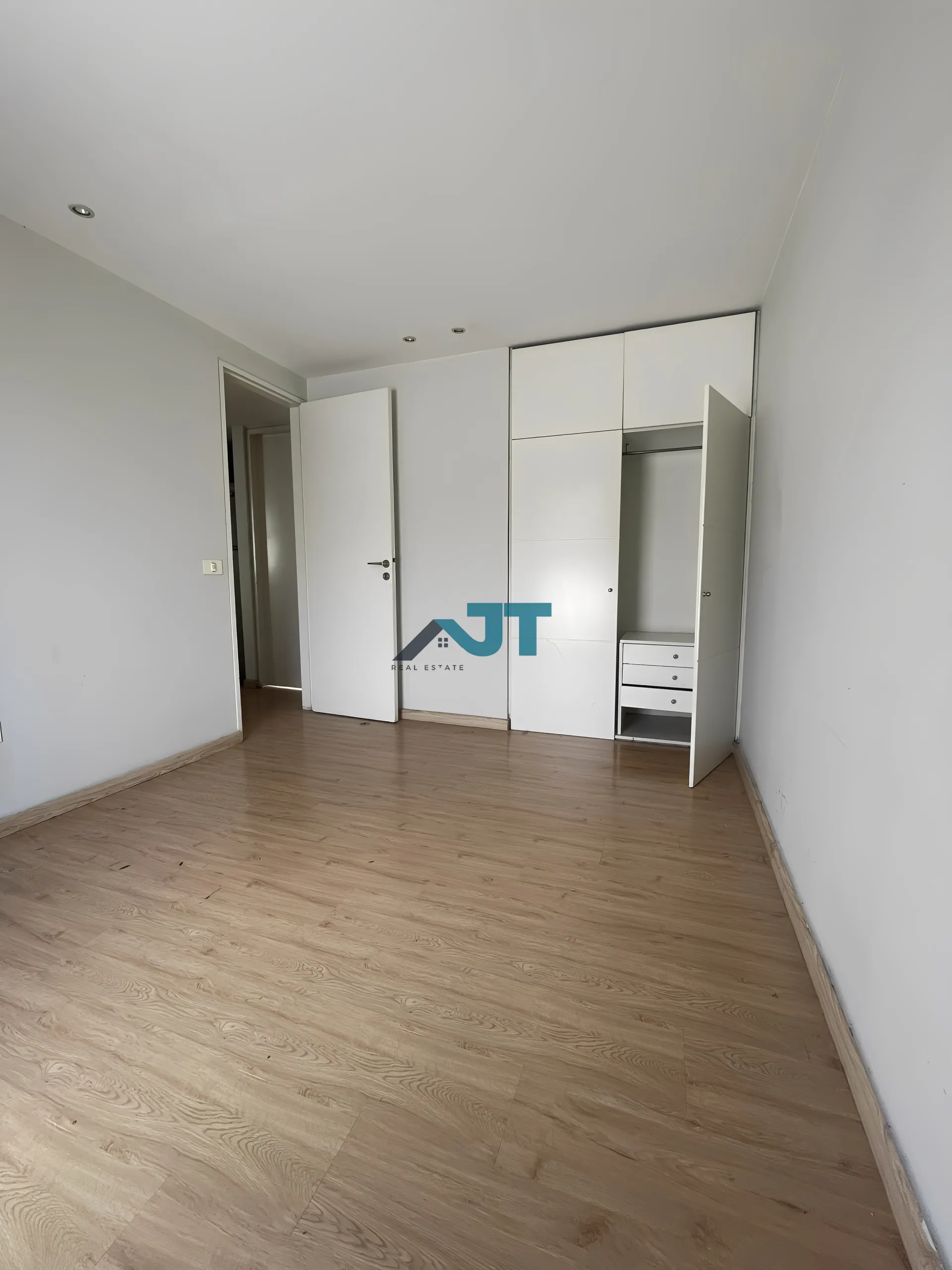 Apartment for Sale in Naqqache