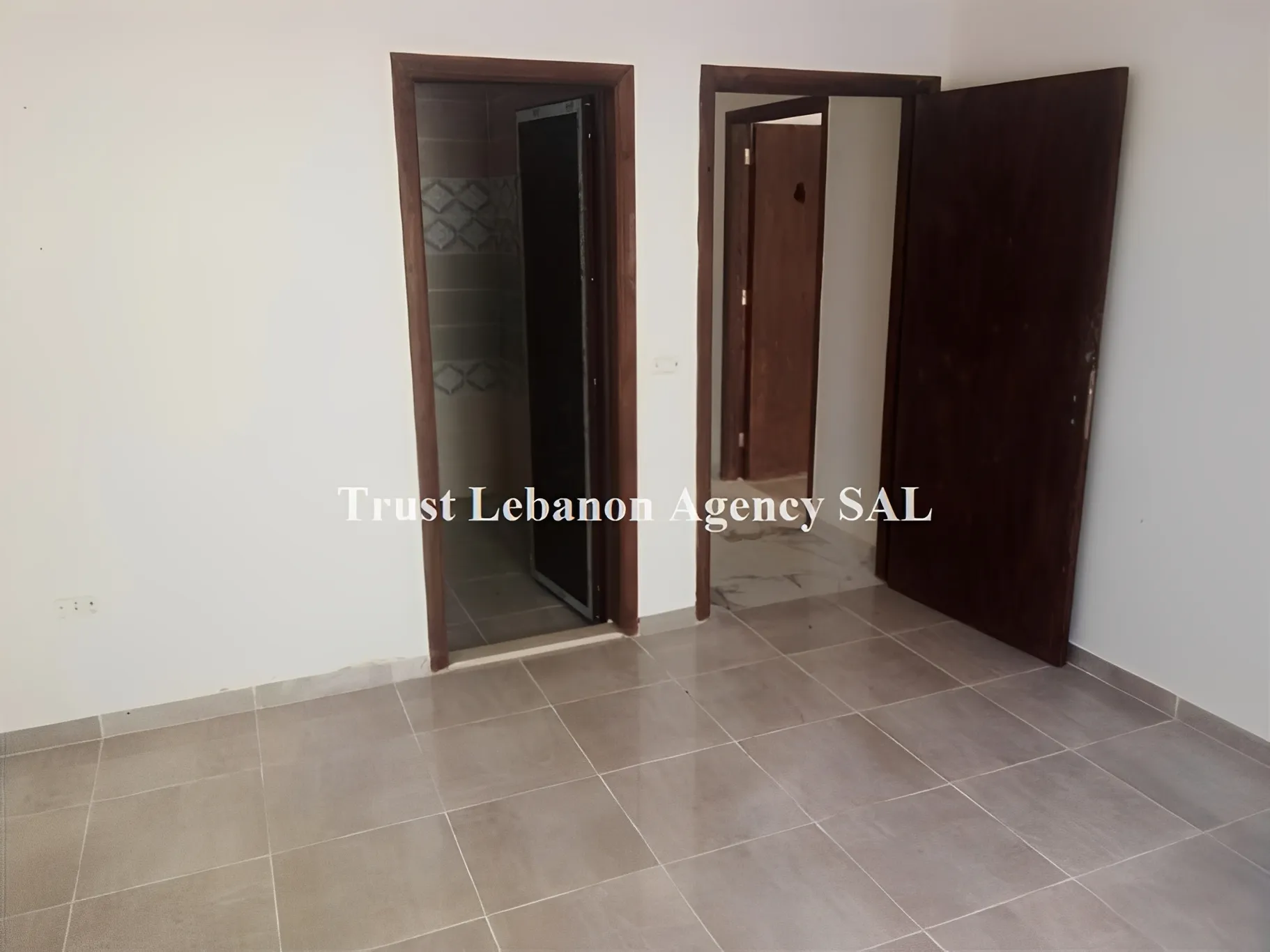 Apartment for Sale in Choueifat, Al Aamroussieh - 3 bed, 3 bath