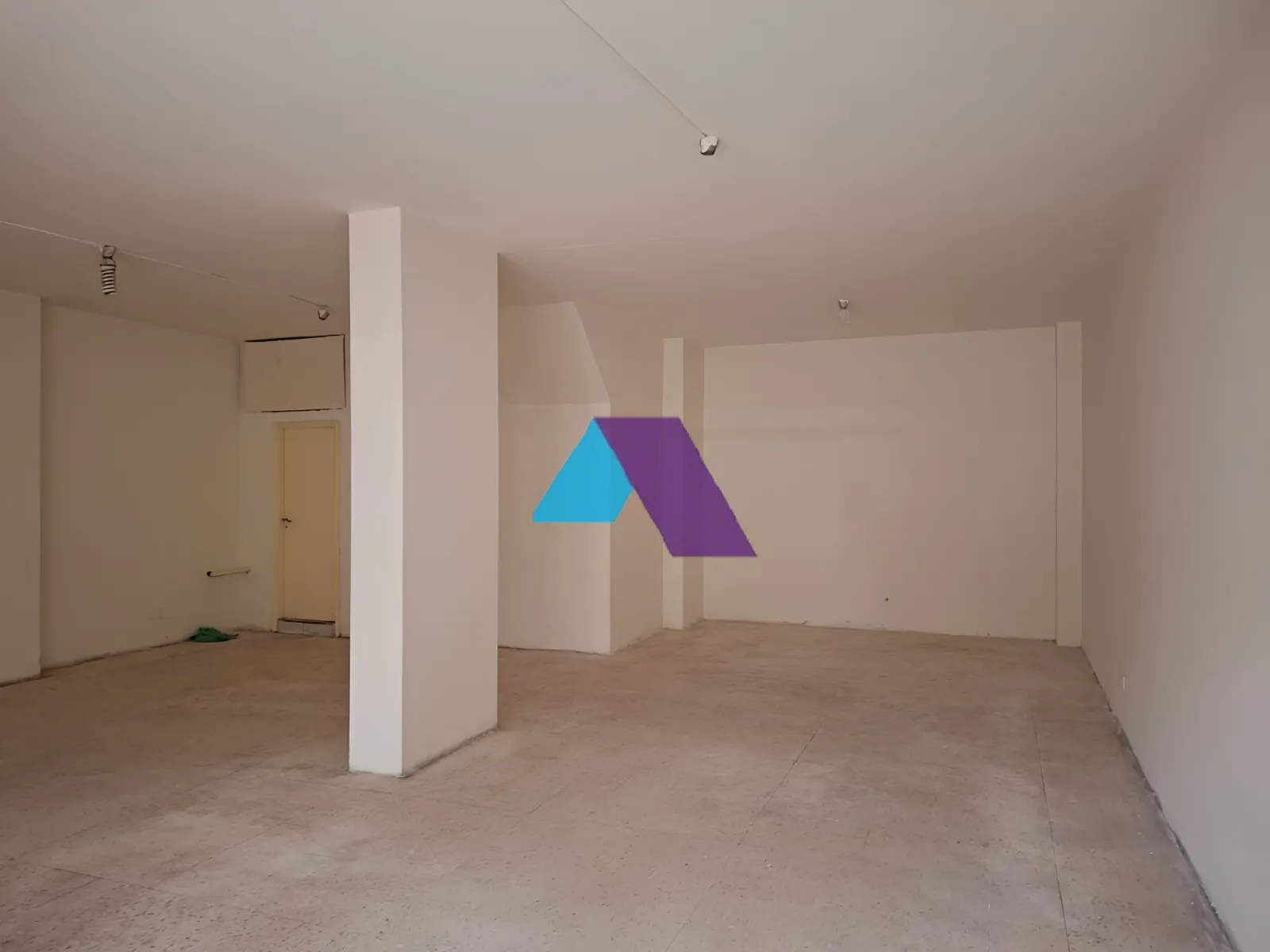Office for Sale in Sarba