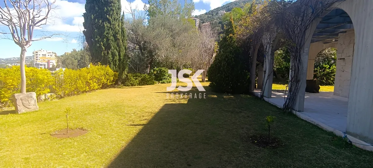 Villa for rent in Kfour