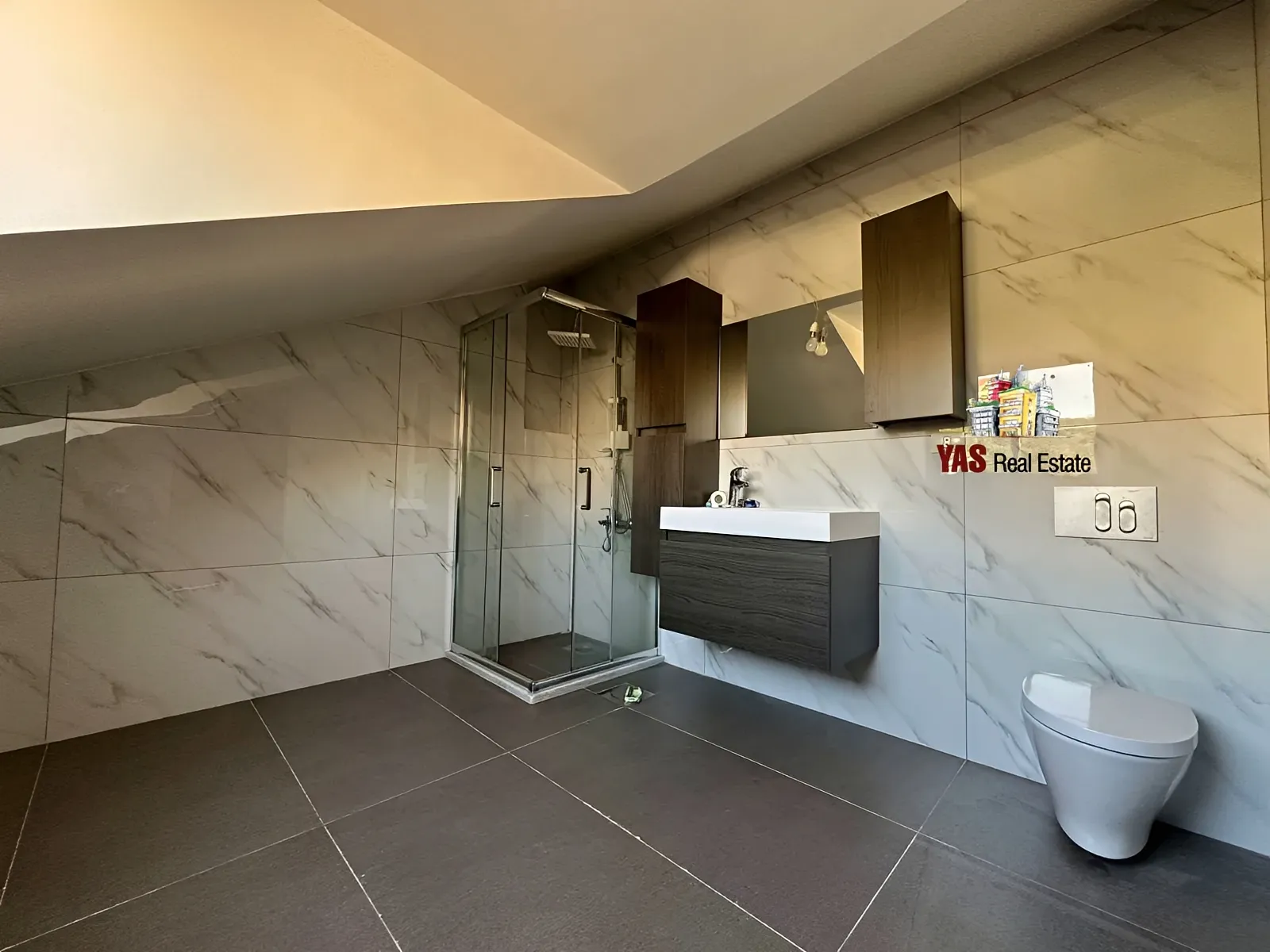 Apartment for Sale in Kfar Hbab - 4 bed, 4 bath