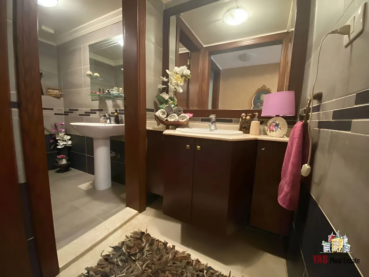 Apartment for Sale in Ballouneh - 4 bed, 4 bath