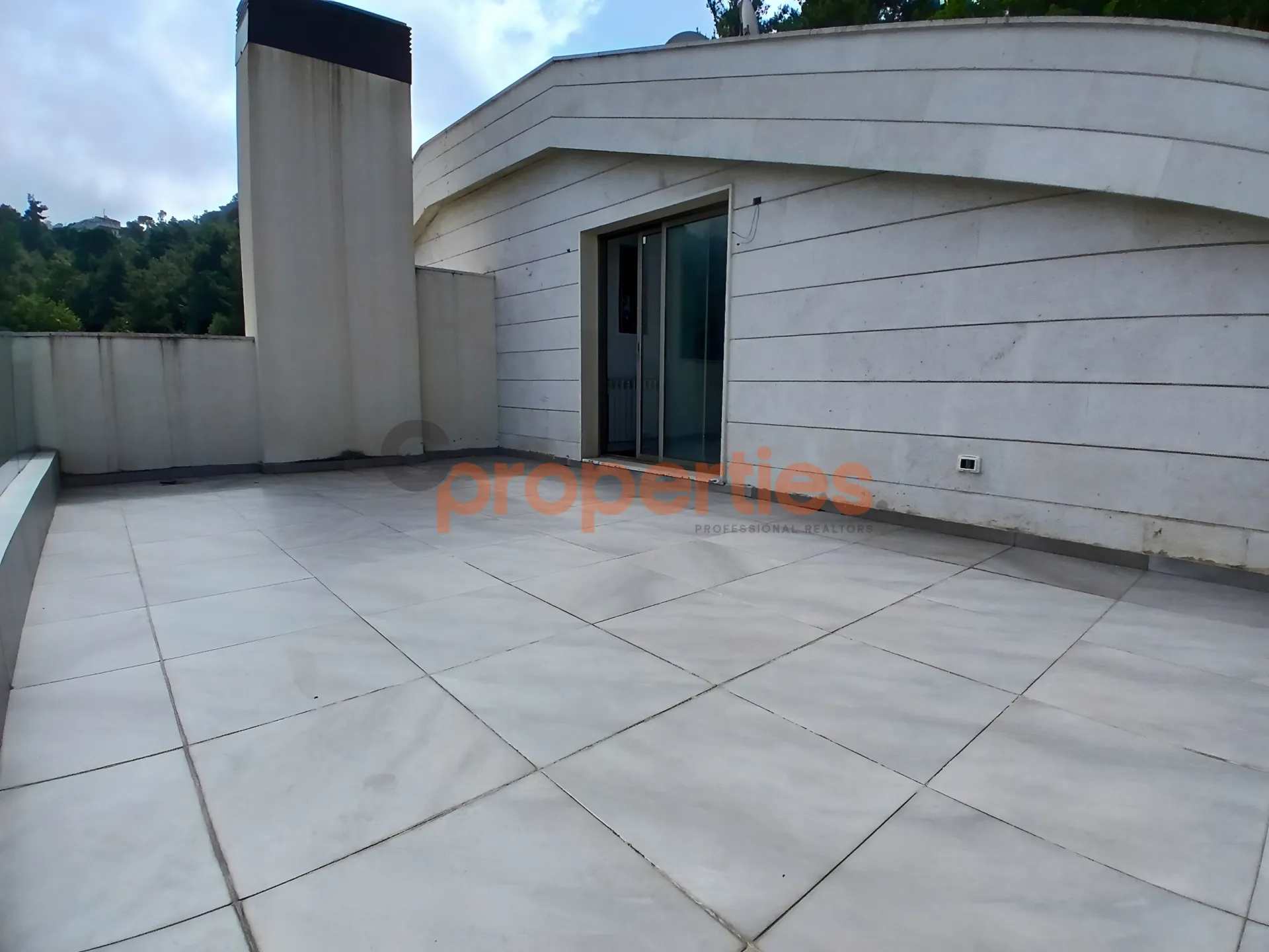 Apartment for Sale in Bharsaf