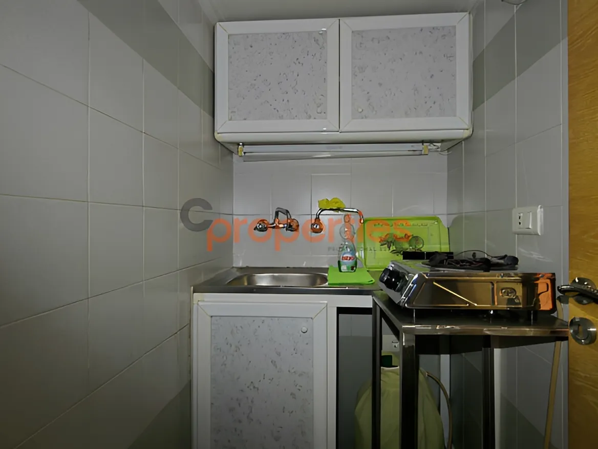 Office for Rent in Forn El Chebbak