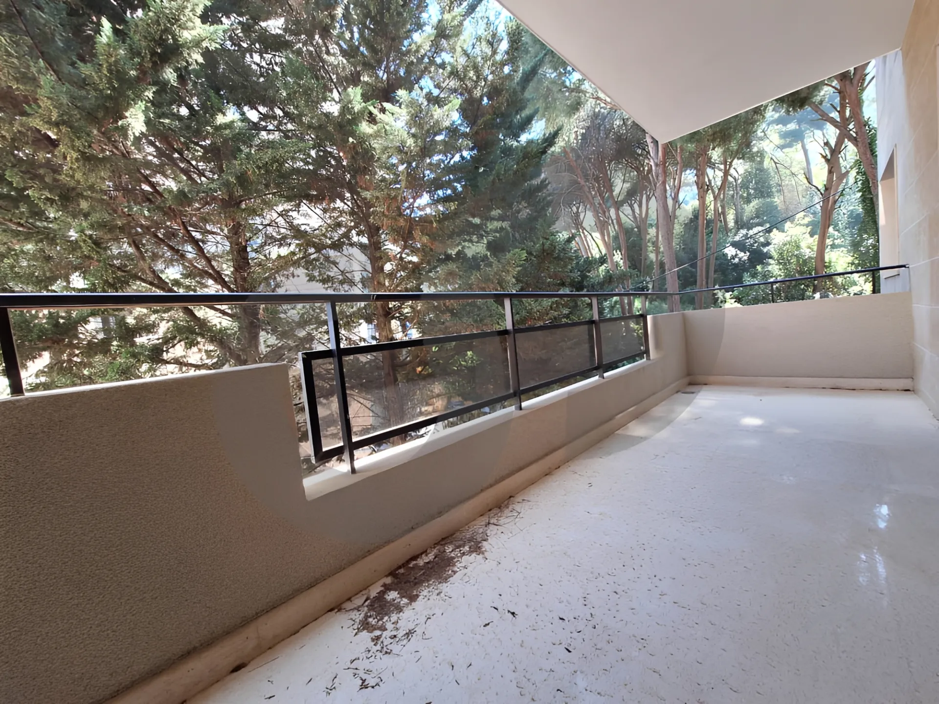 Apartment for Sale in Ain Saadeh