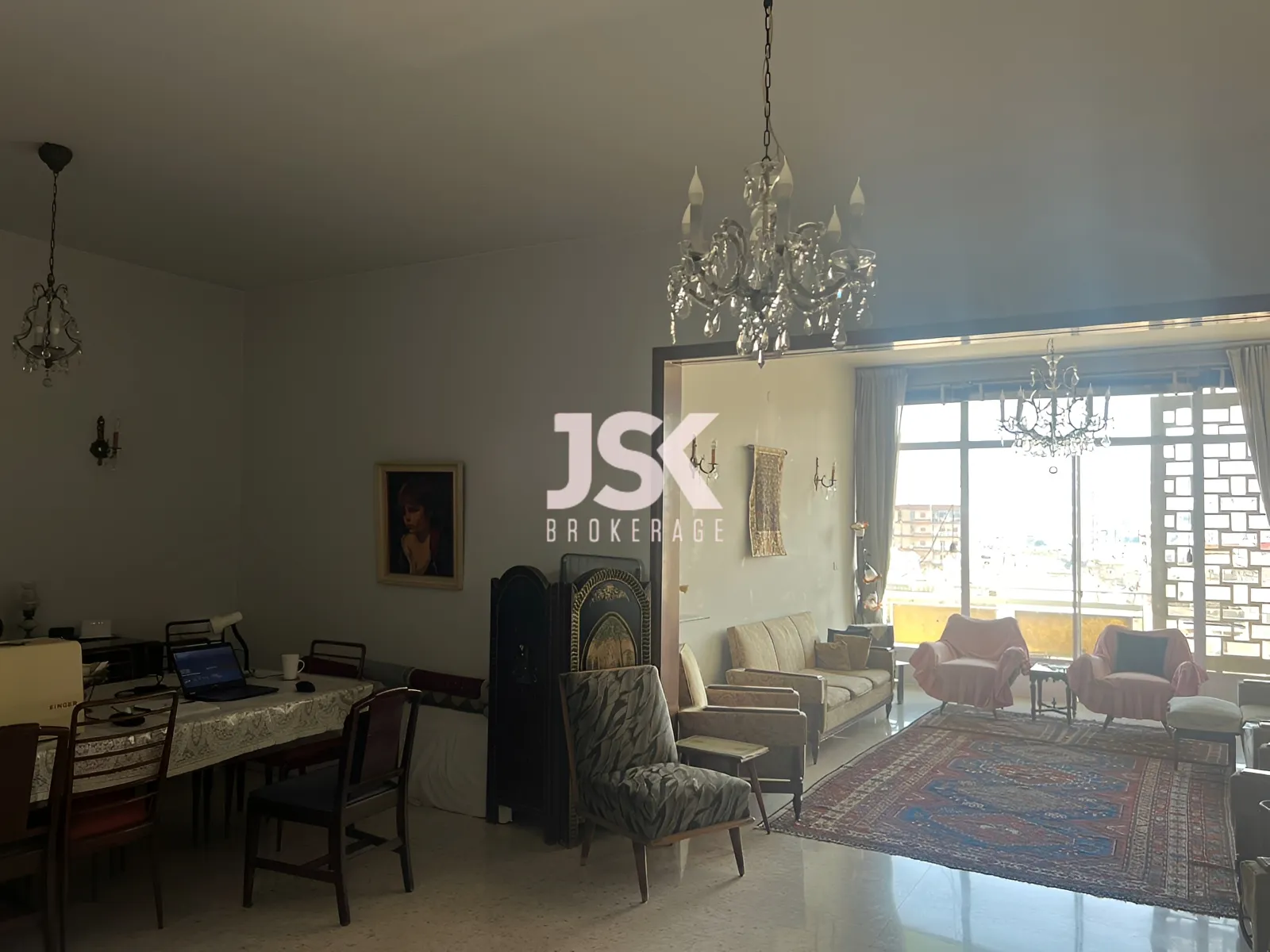 Apartment for Sale in Ain El Remmaneh - 3 bed, 2 bath