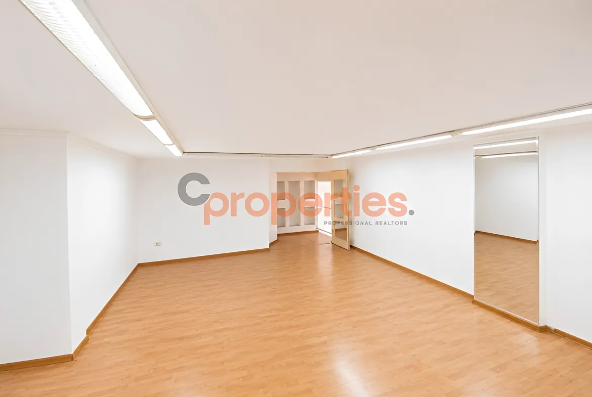 Shop for Rent in Remeil