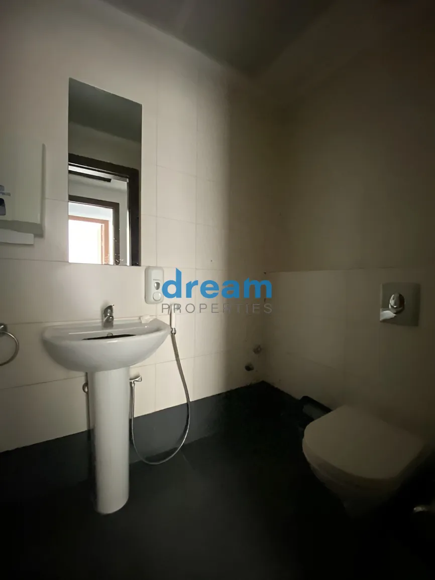 Office for rent in Horch Tabet, Lebanon