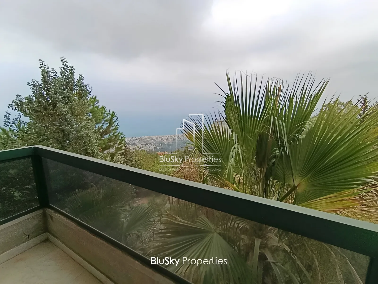 Apartment for Sale in Adma