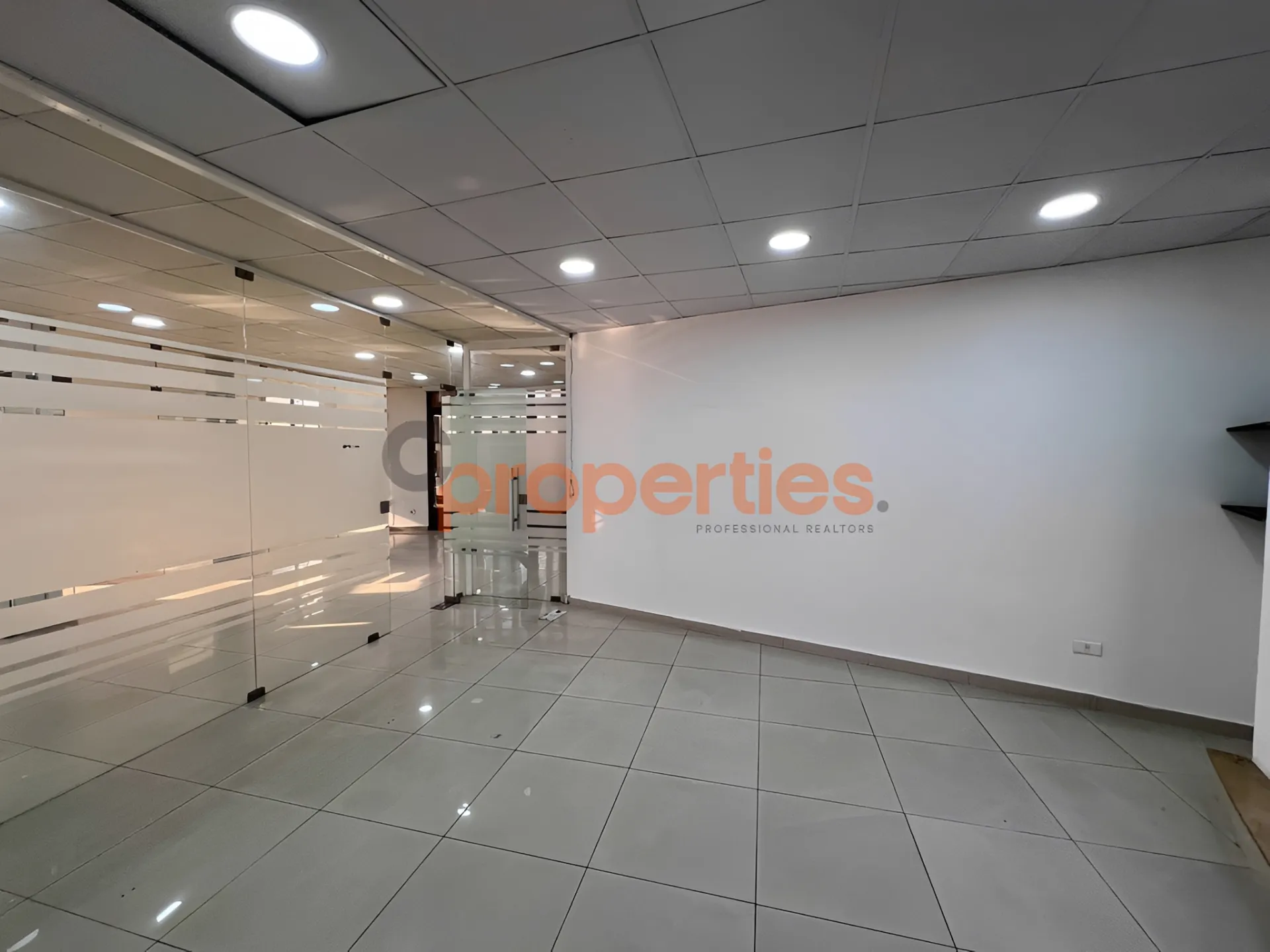 Office for Rent in Dekwaneh