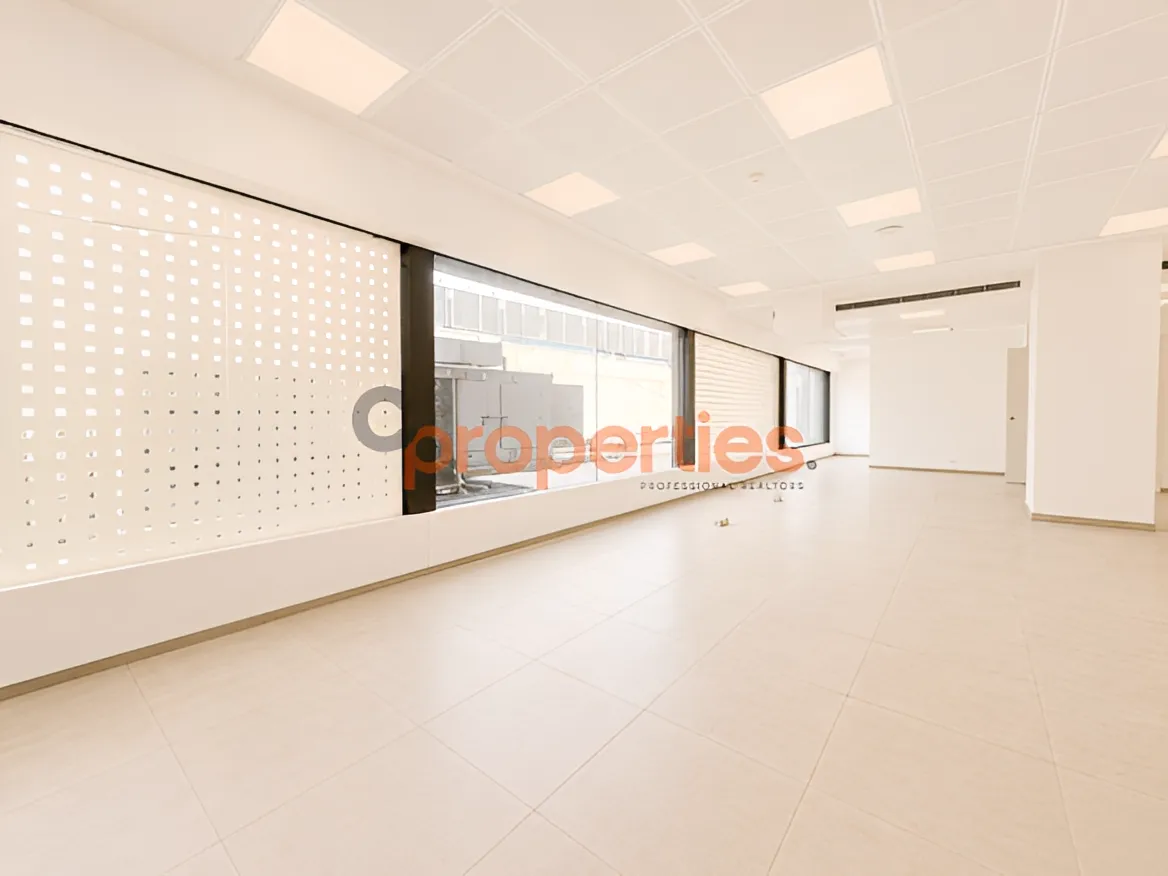 Showroom for Rent in Hamra