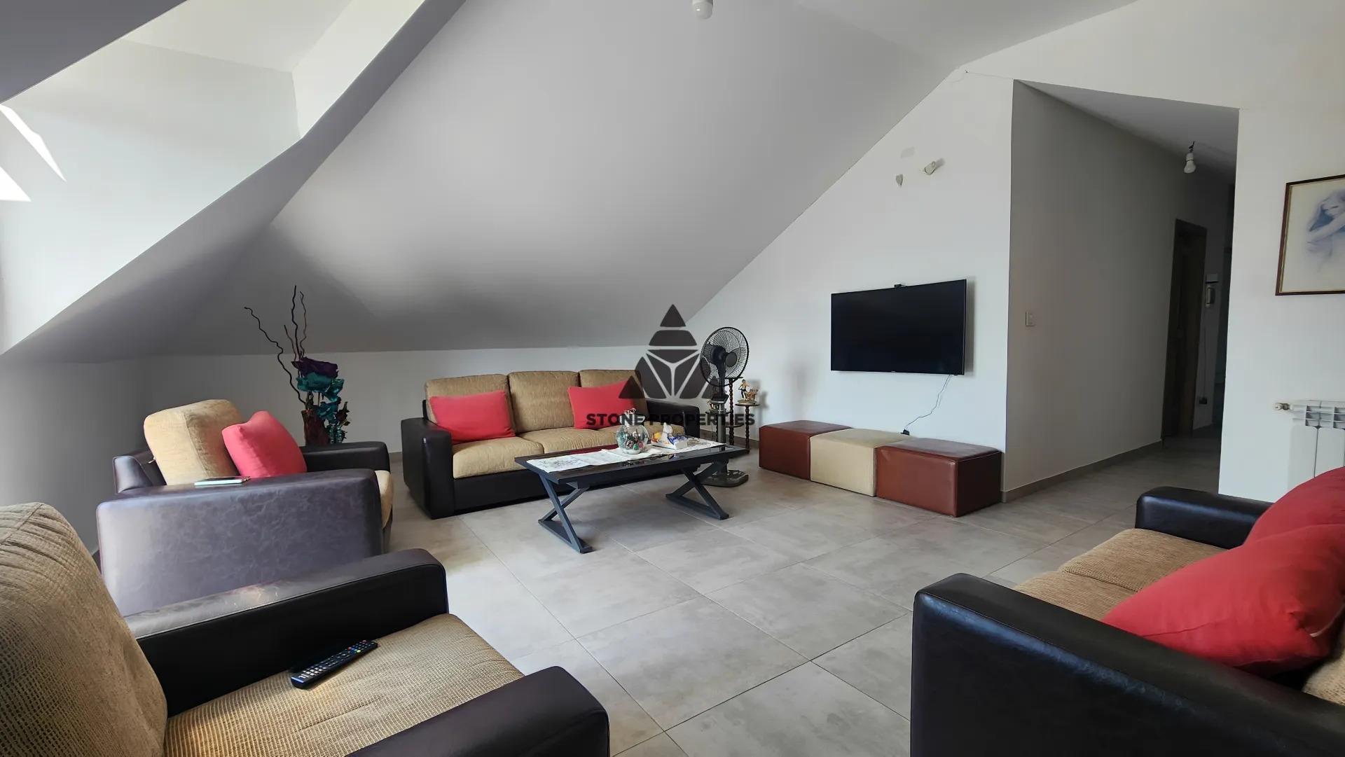Duplex for sale in Ballouneh, lebanon - 4 bed, 4.0 bath