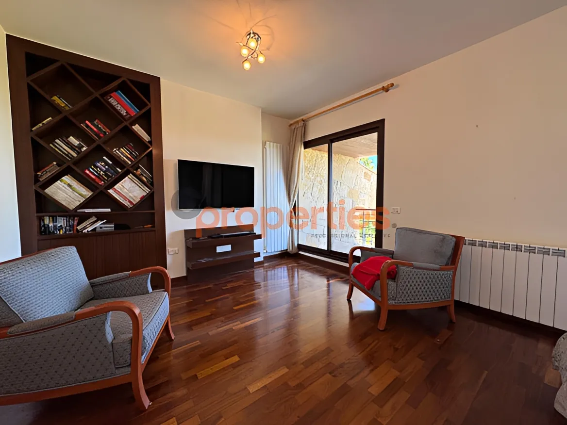 Apartment for Sale in Faqra