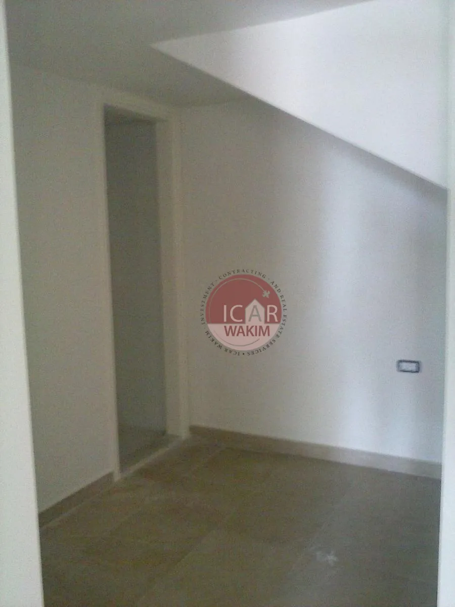 Triplex for Sale in Faqra - 4 bed, 3 bath