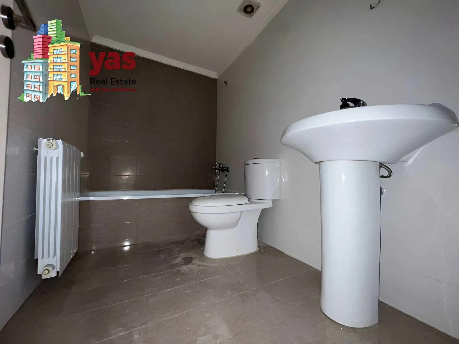 Apartment for Rent in Adonis - 3 bed, 3 bath