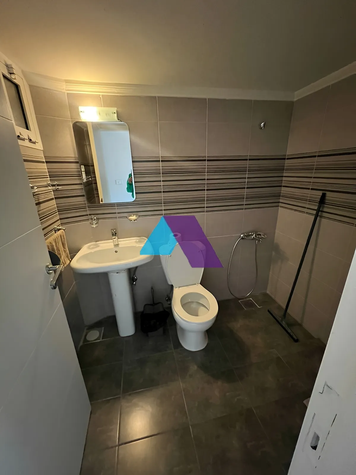 Apartment for Sale in Sarba - 4 bed, 3 bath