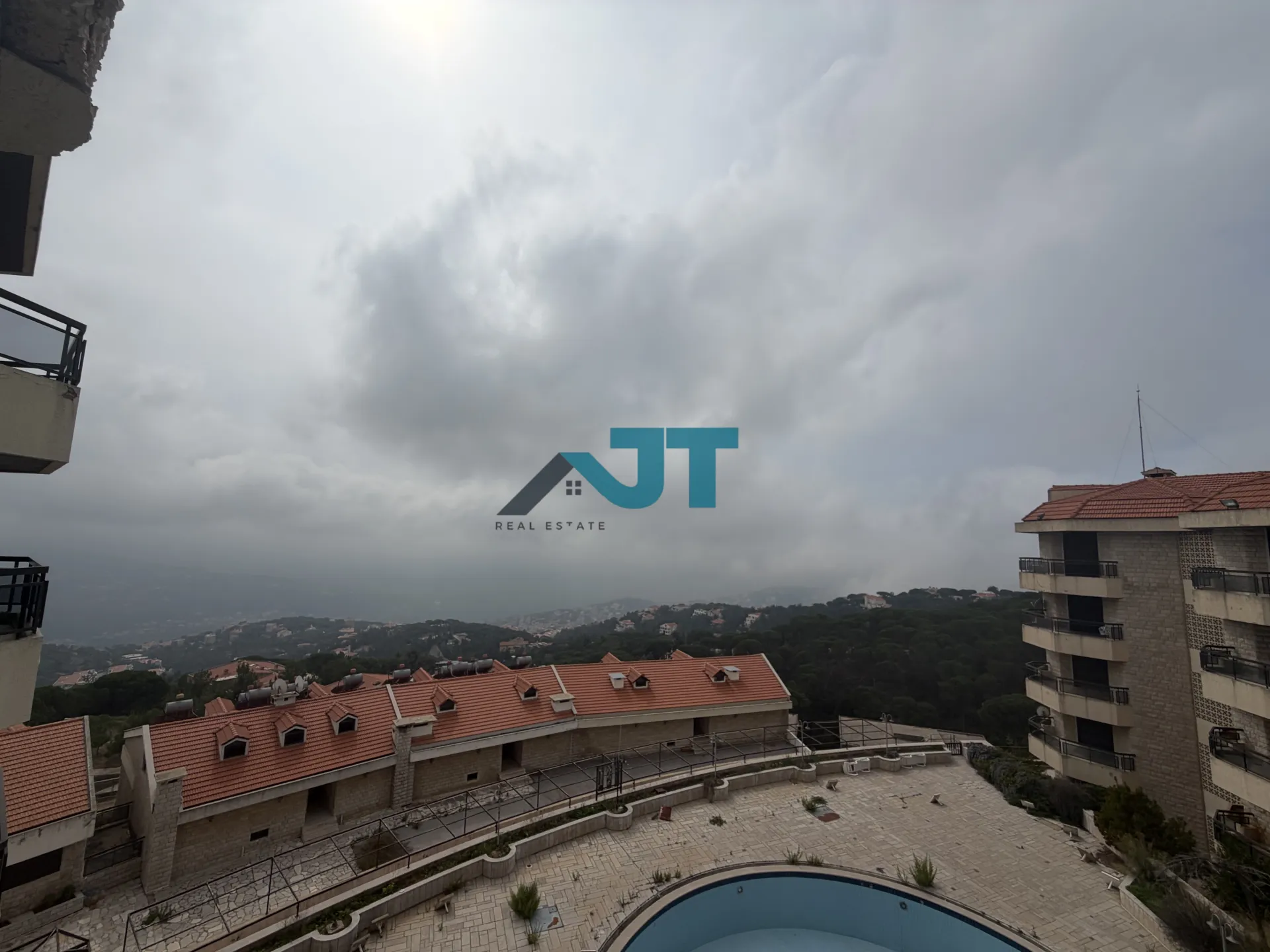 Apartment for sale in Baabdat