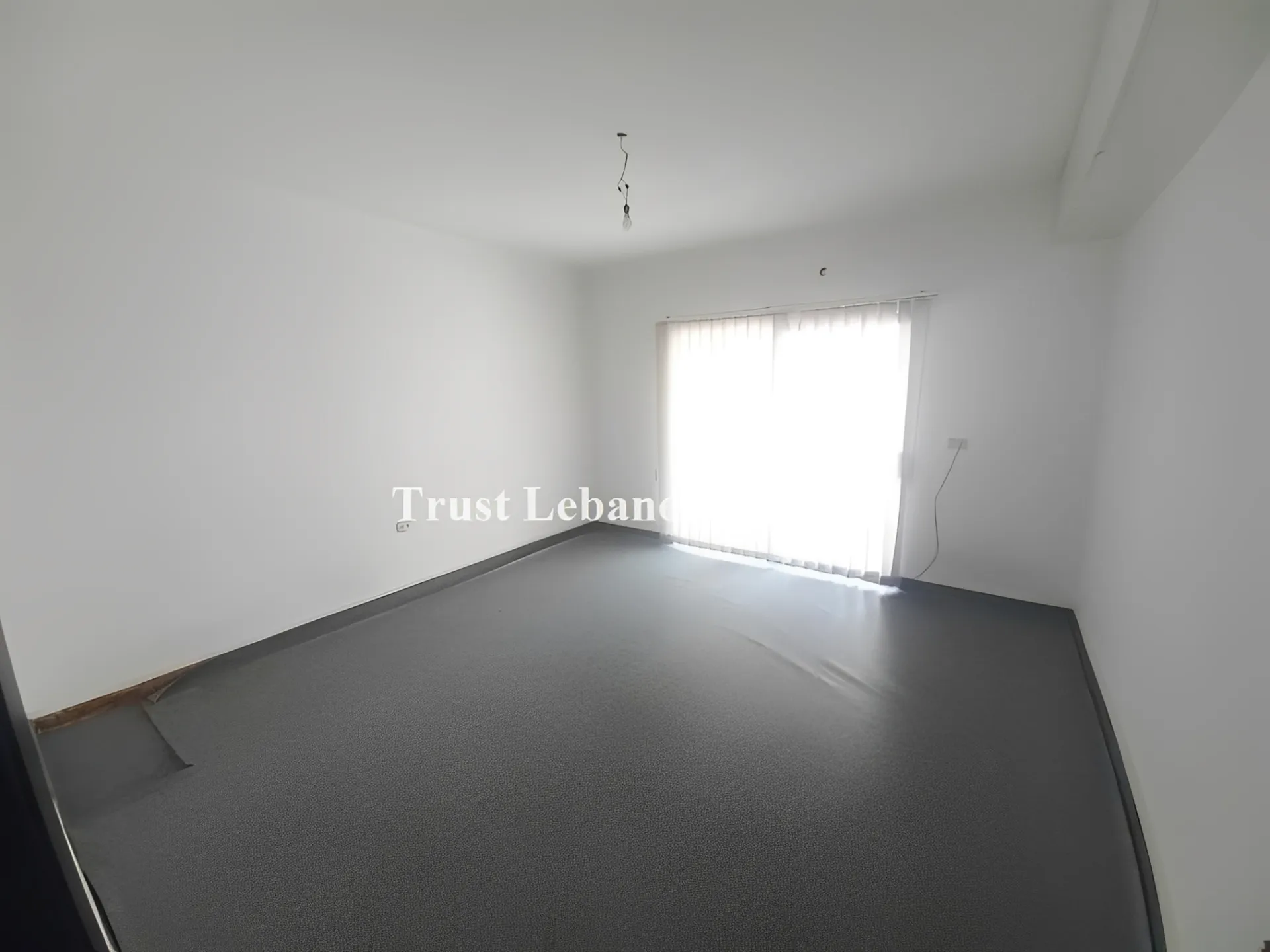 Office for sale in Metn, Antelias