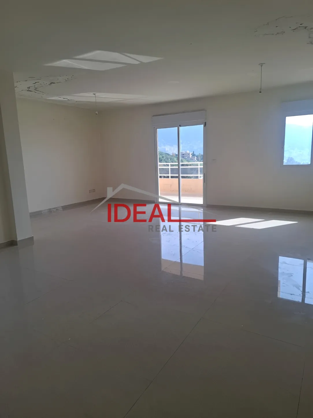 Duplex for sale in Kfar Yassine