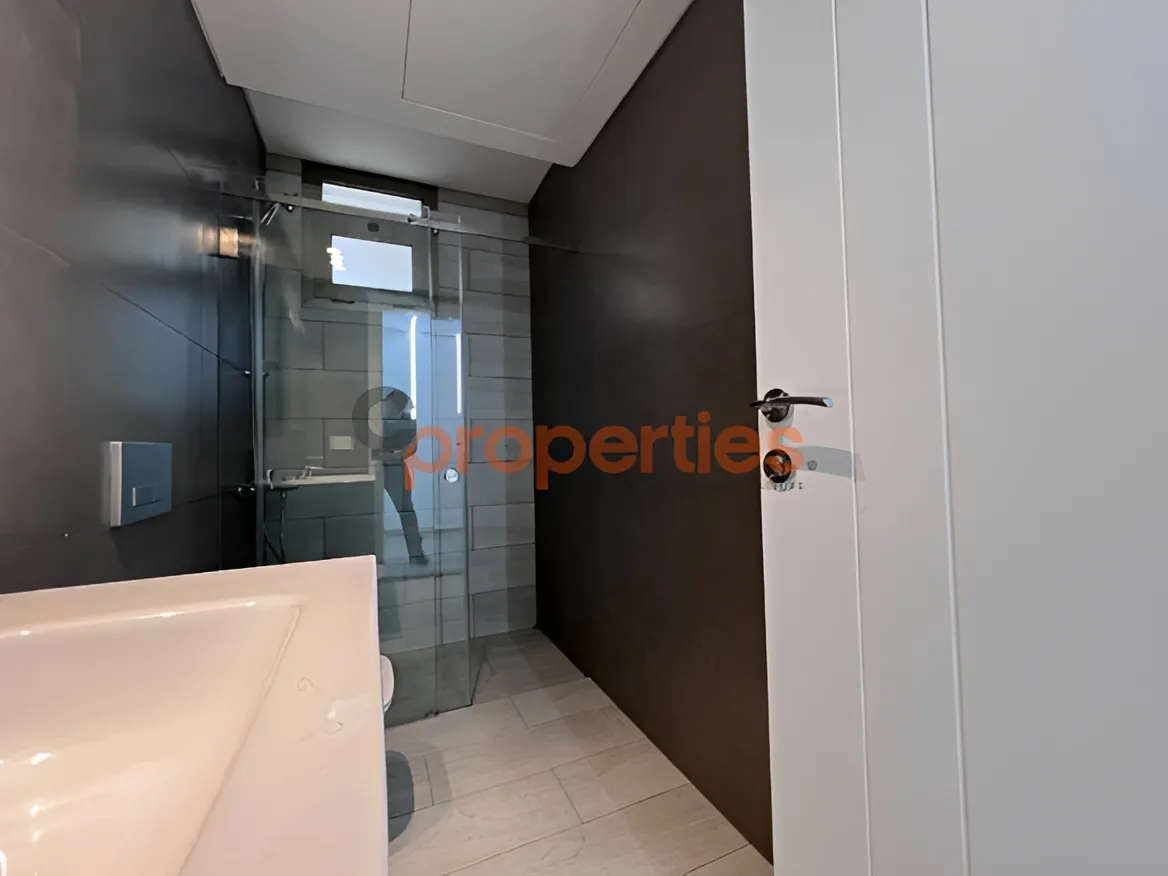 Apartment for Sale in Beit Meri