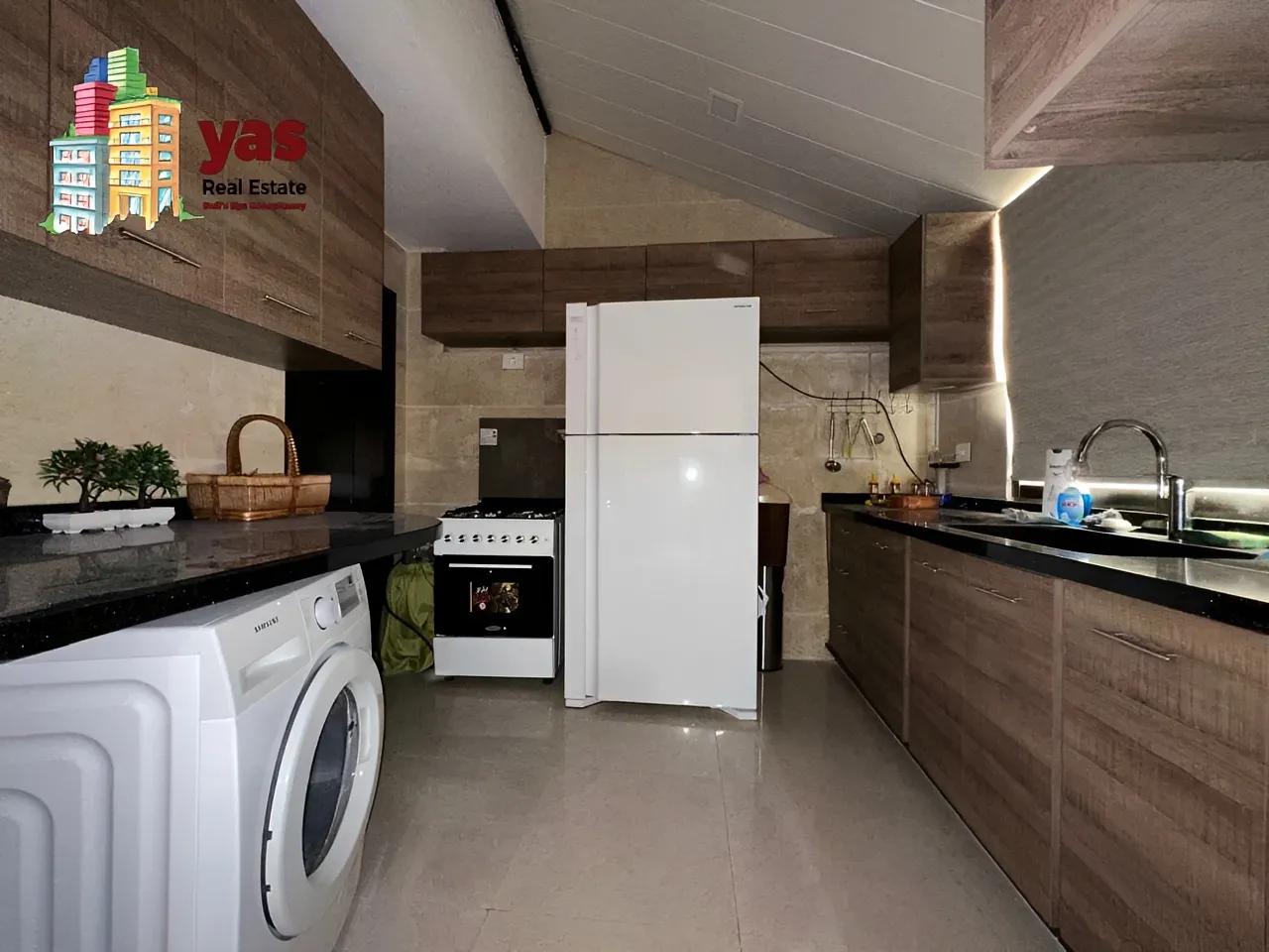Apartment for Sale in Aamchit