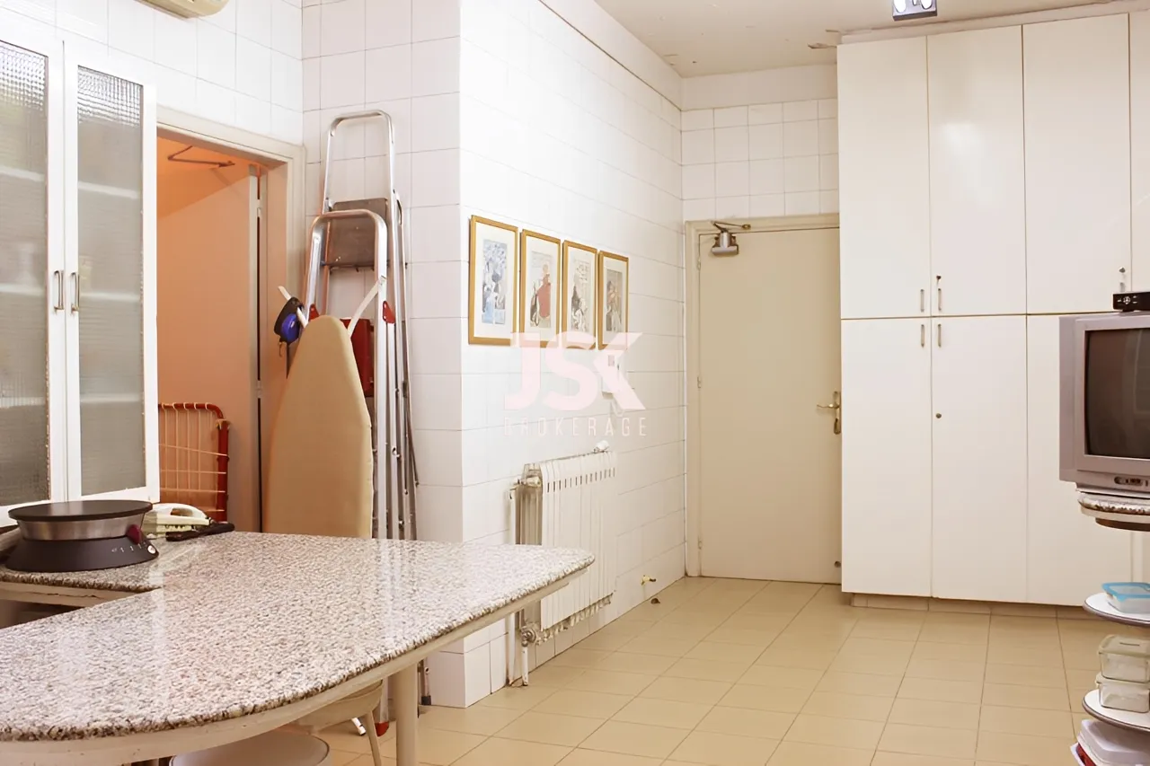 Apartment for Sale in Achrafieh