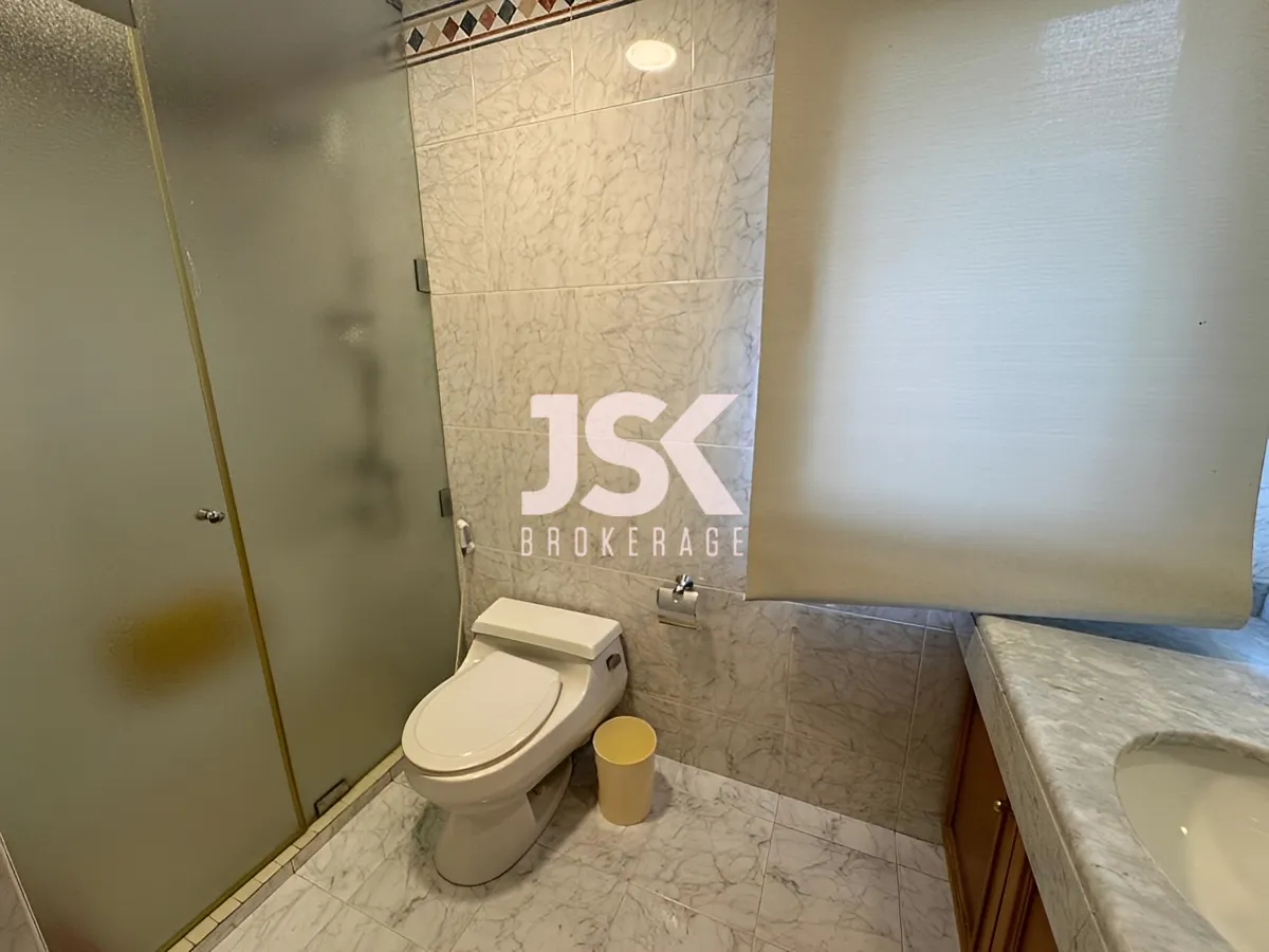 Apartment for Sale in Hamra, Beirut, Lebanon