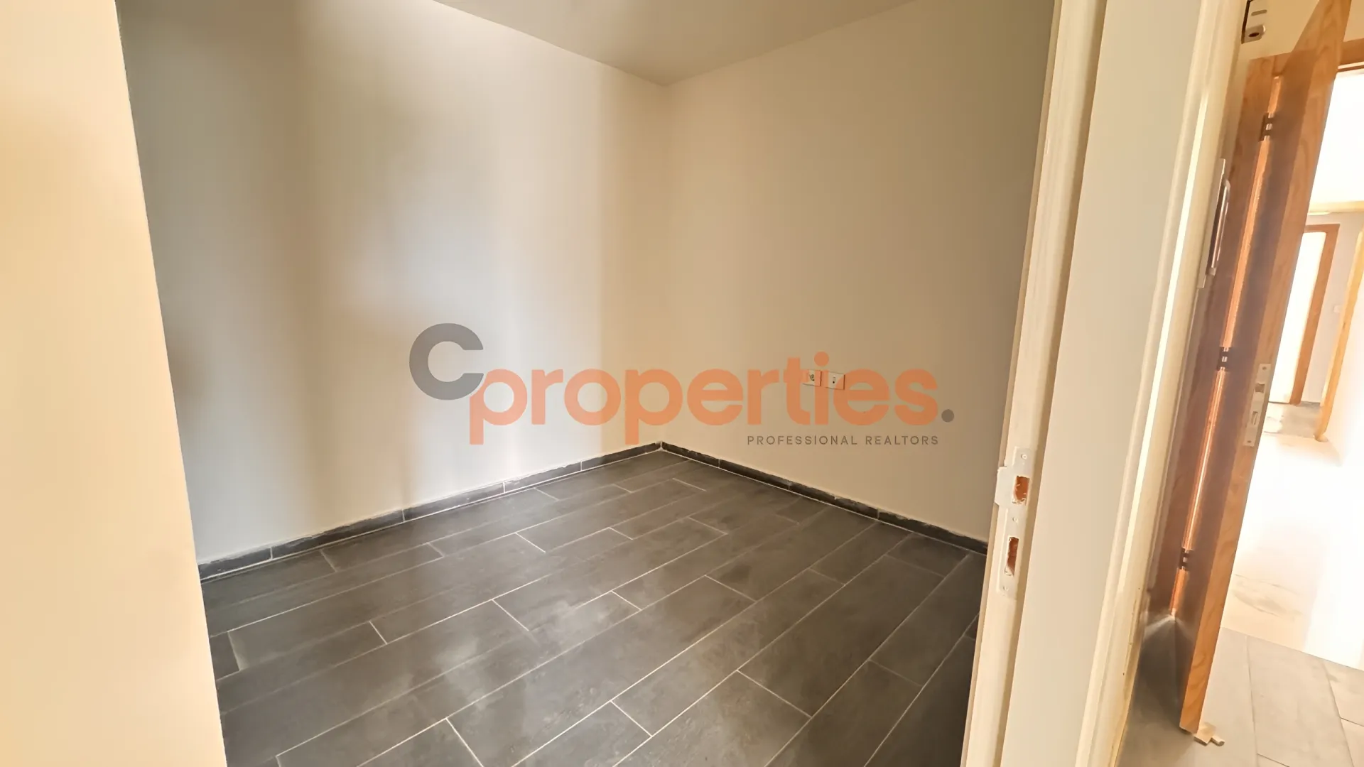 Apartment for Sale in Douar