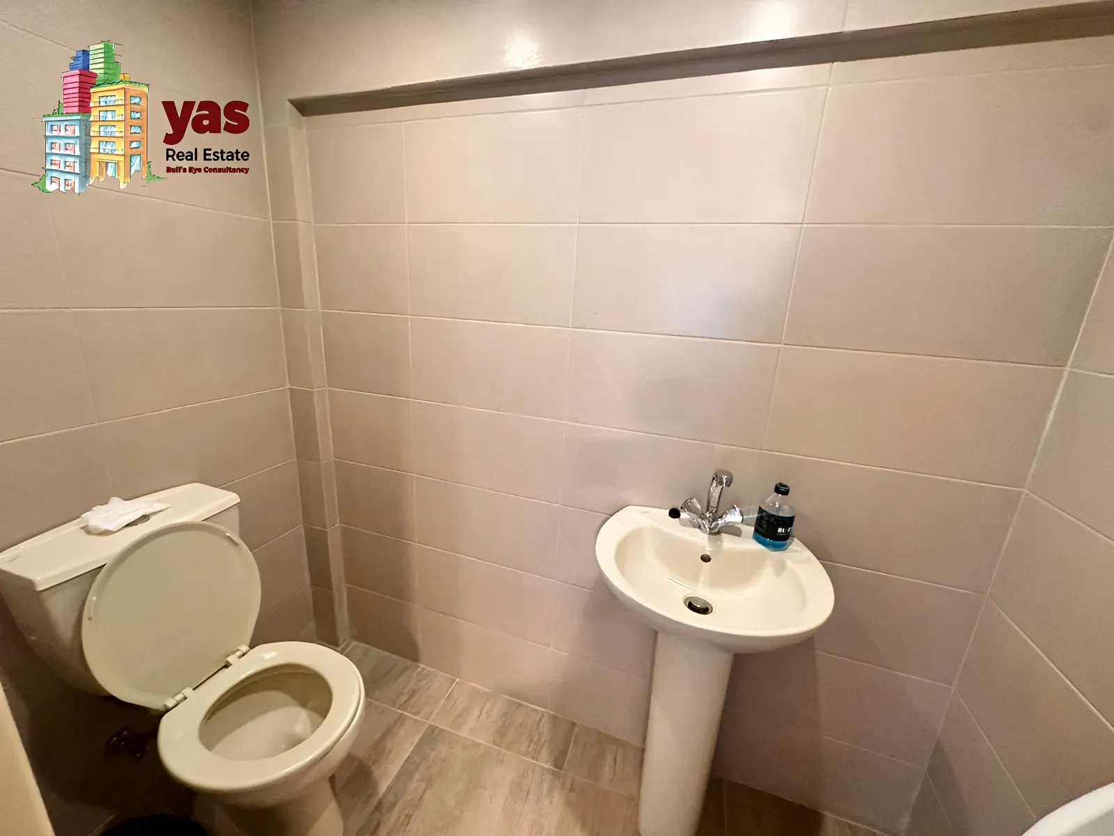 Shop for rent in Jal El Dib