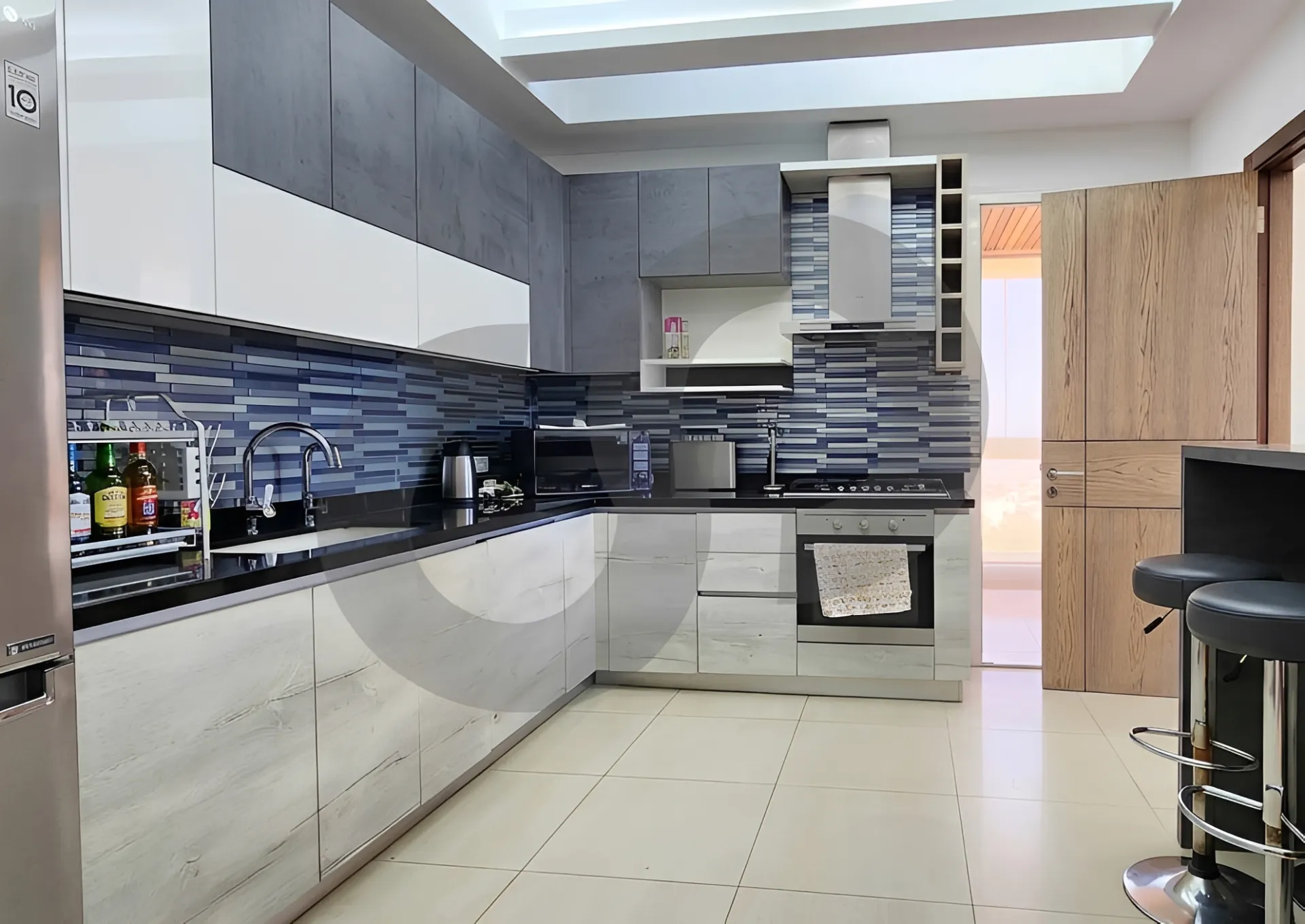 Apartment for Rent in Cornet Chahwan