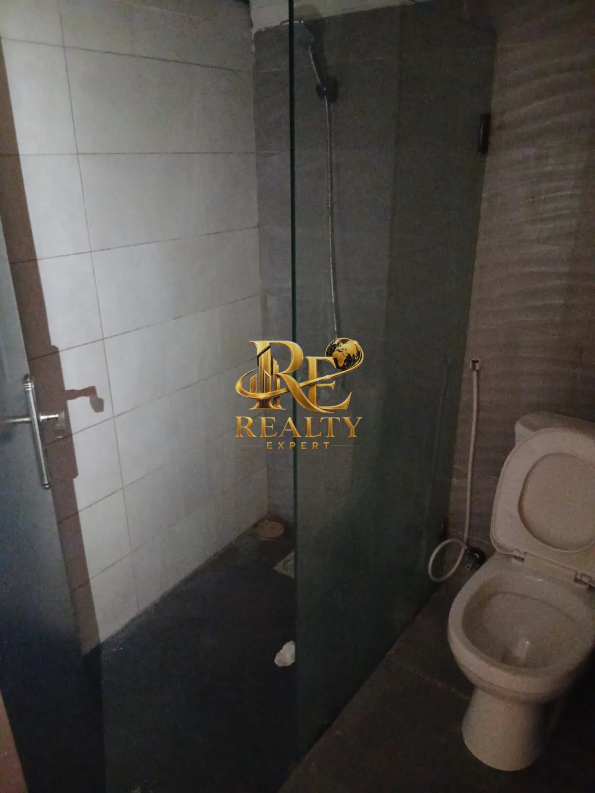 شقة for rent in Haret hreik, لبنان