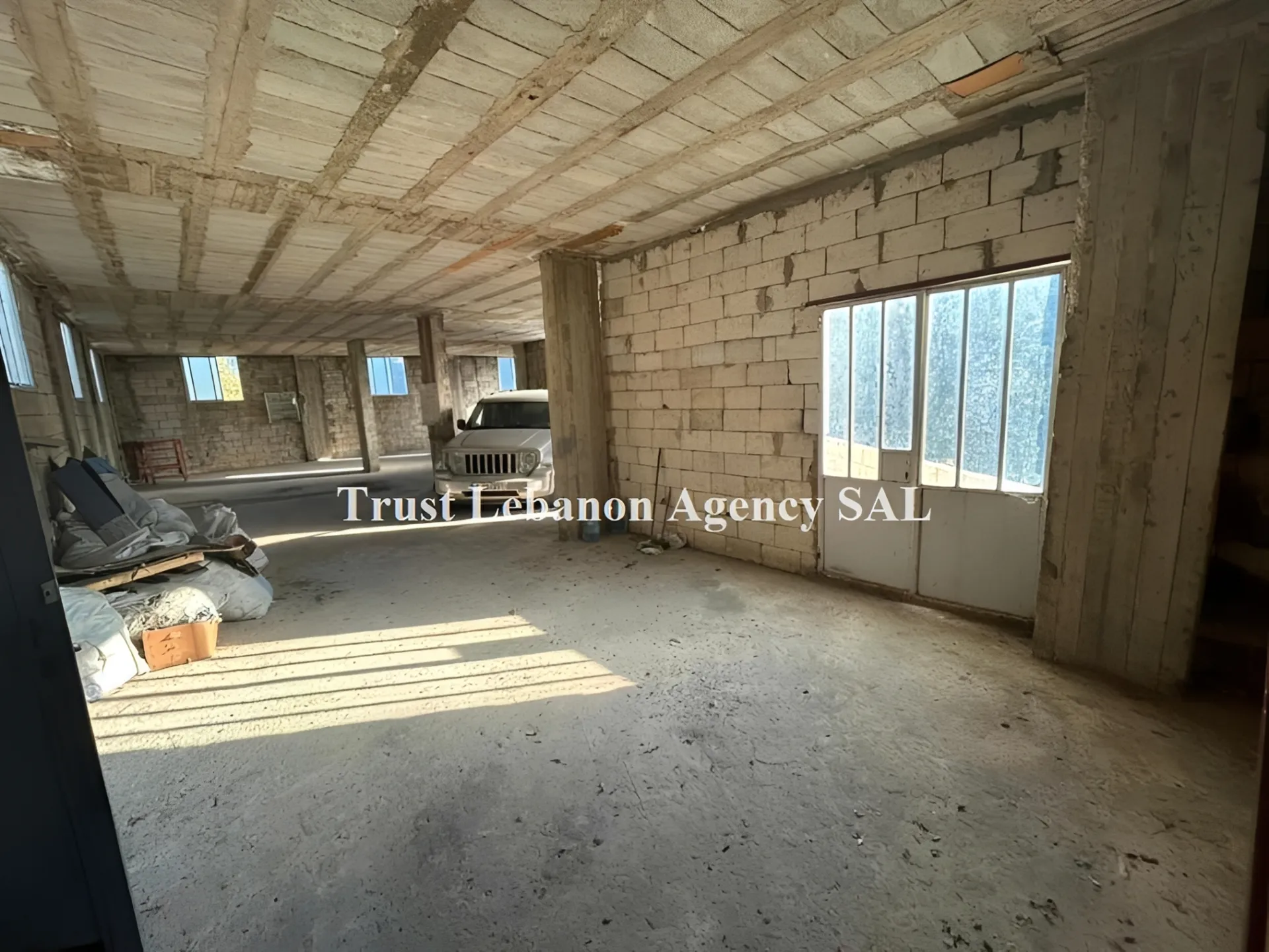 Commercial Property For Rent in Jbeil,