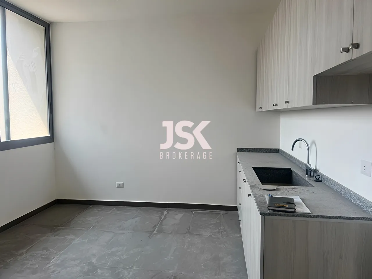 Apartment for Sale in Ain el remmeneh, baabda