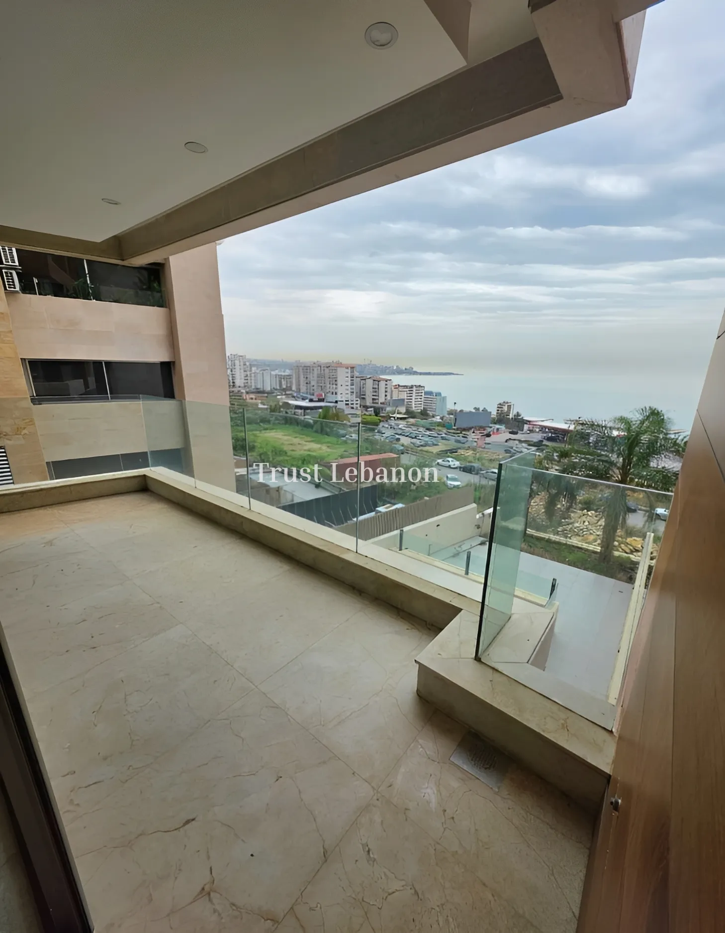 Apartment for sale in Sahel Aalma, Lebanon - 3 bed, 5 bath