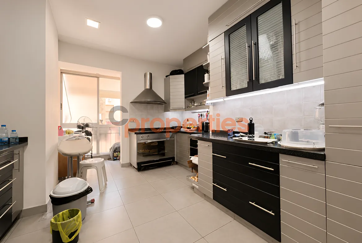 Apartment for Sale in Hamra