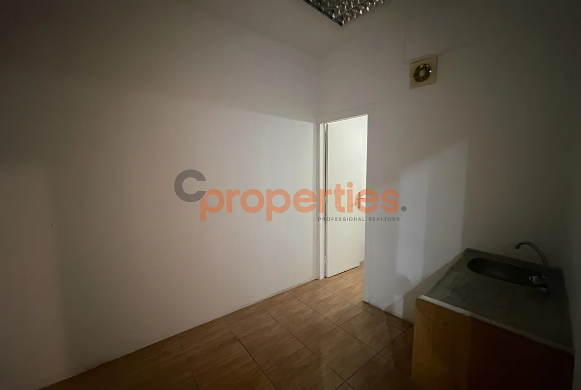 Office for Rent in Saifi Village