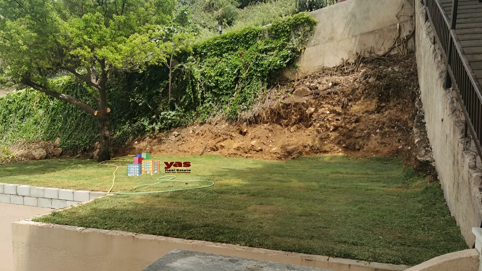Chalet for Sale in Halat