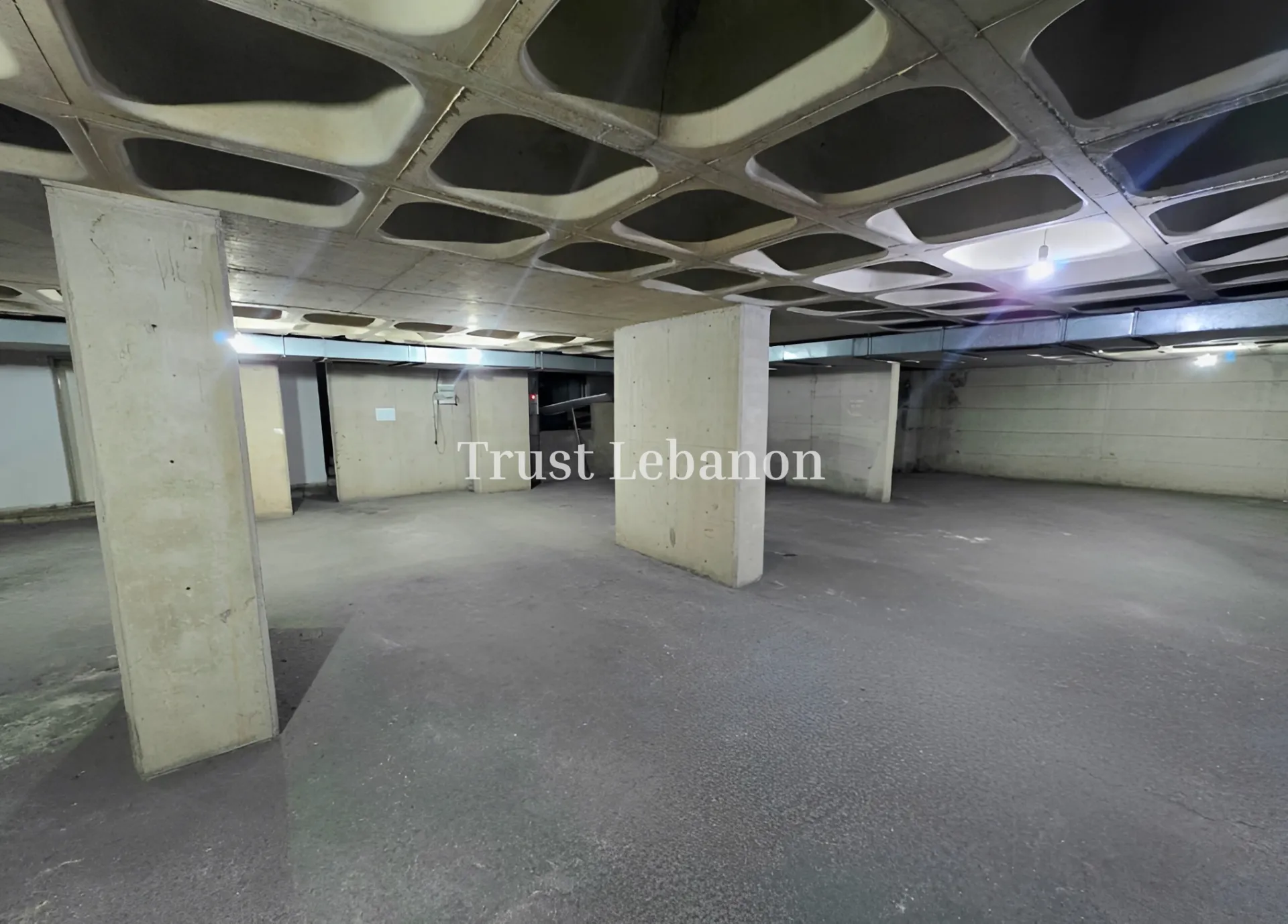 Office for rent in Jdeideh, Lebanon