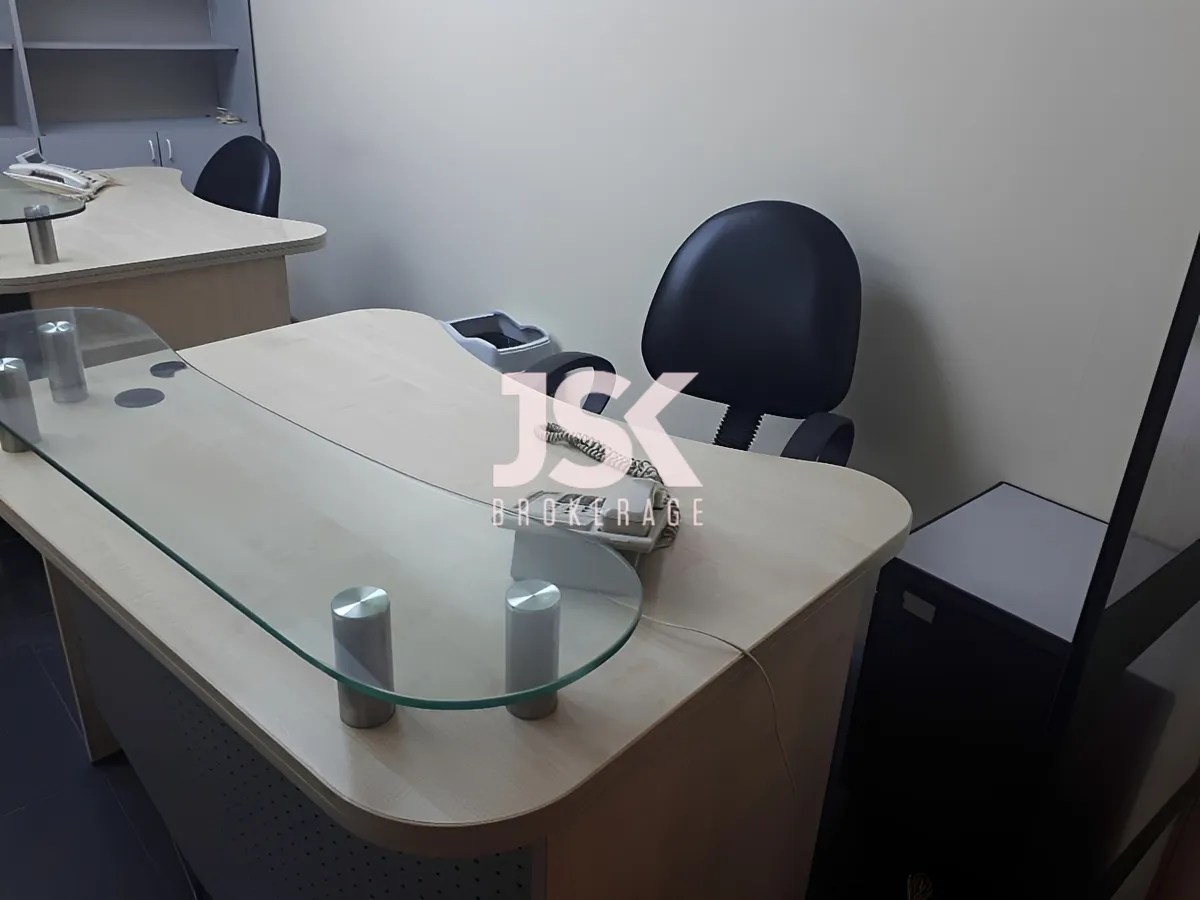 Office for rent in Daoura
