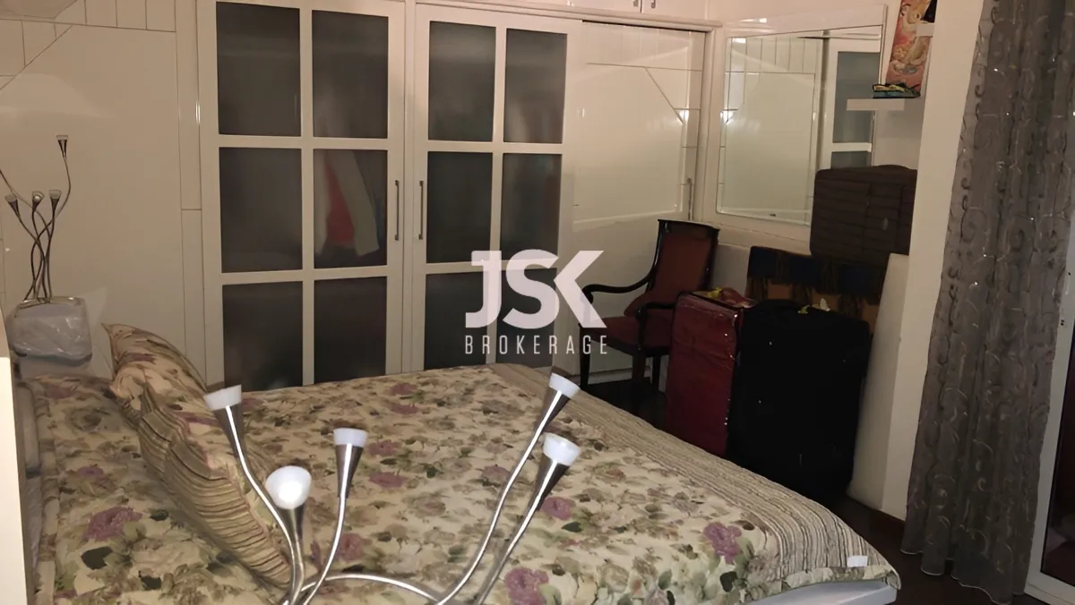 Apartment for Sale in Ras Al Naba'a, Beirut, Lebanon
