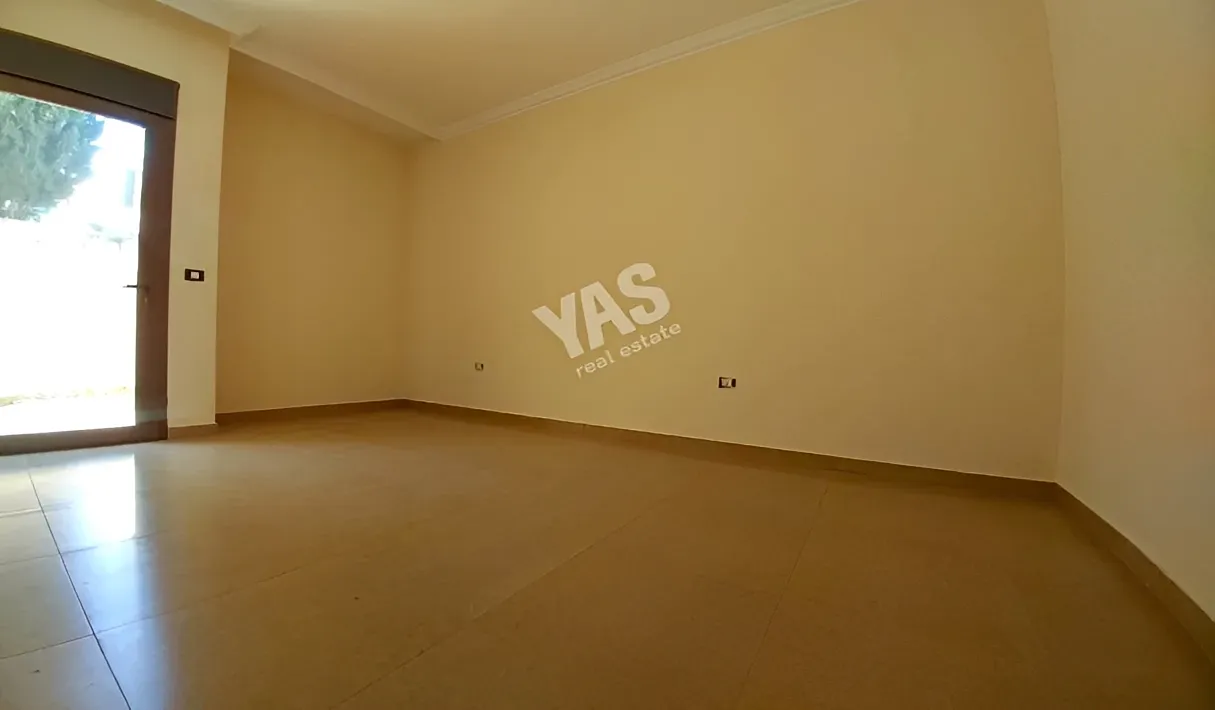 Apartment for Sale in Ballouneh