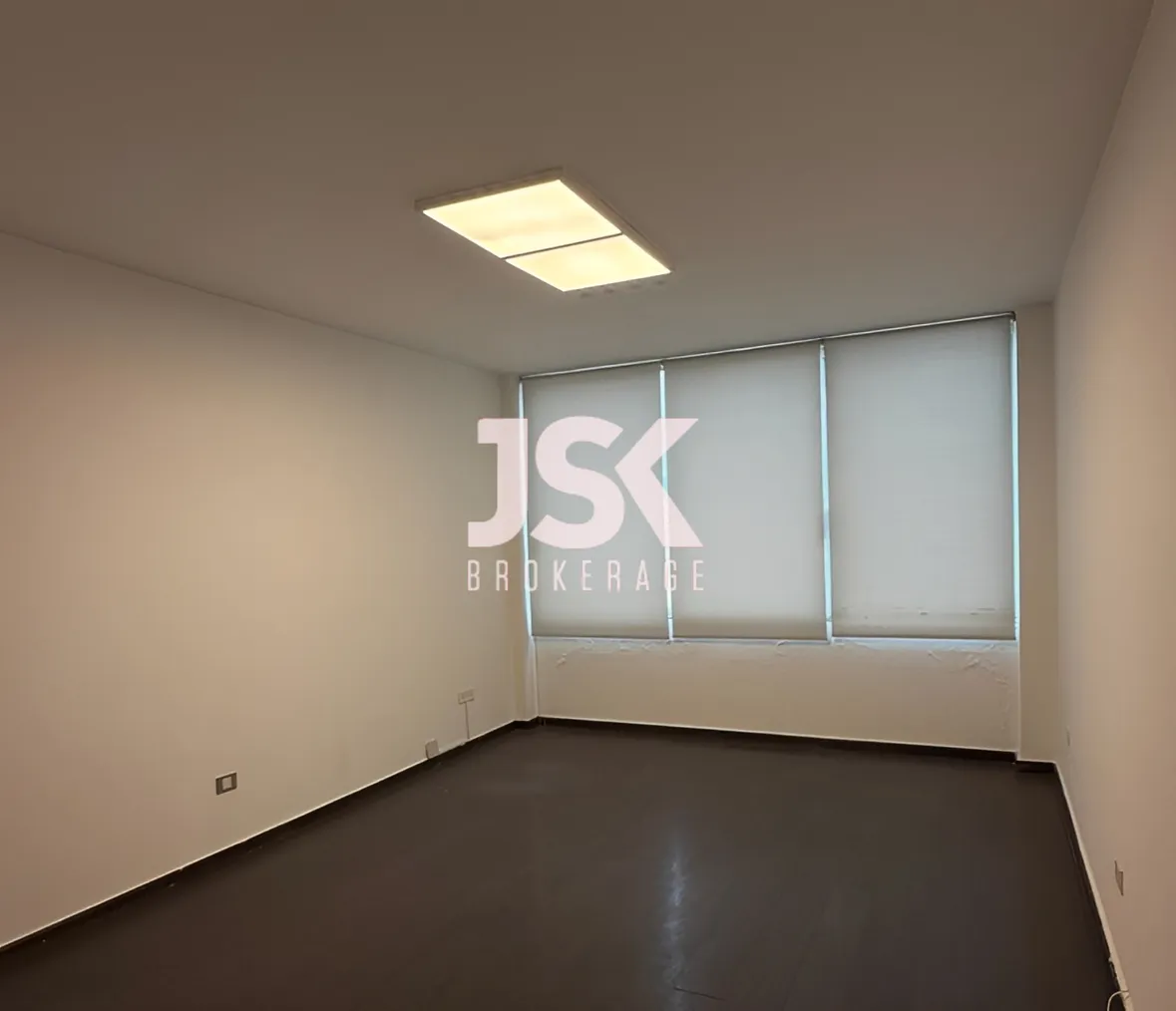 Office for rent in Badaro